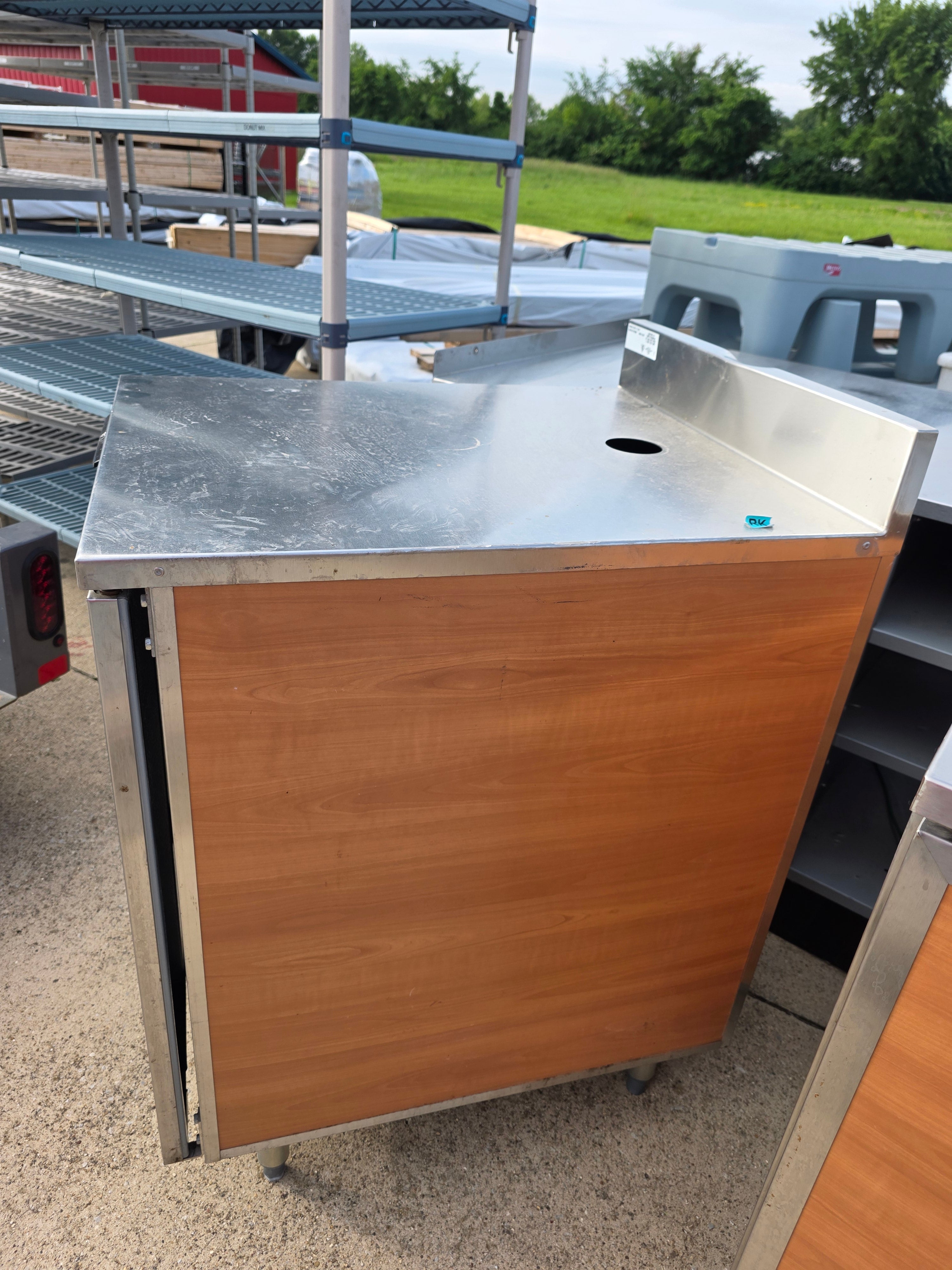 Used 24" x 29.5" Duke PS-24 Stainless Top Single Door Cabinet  - SS384 - RK