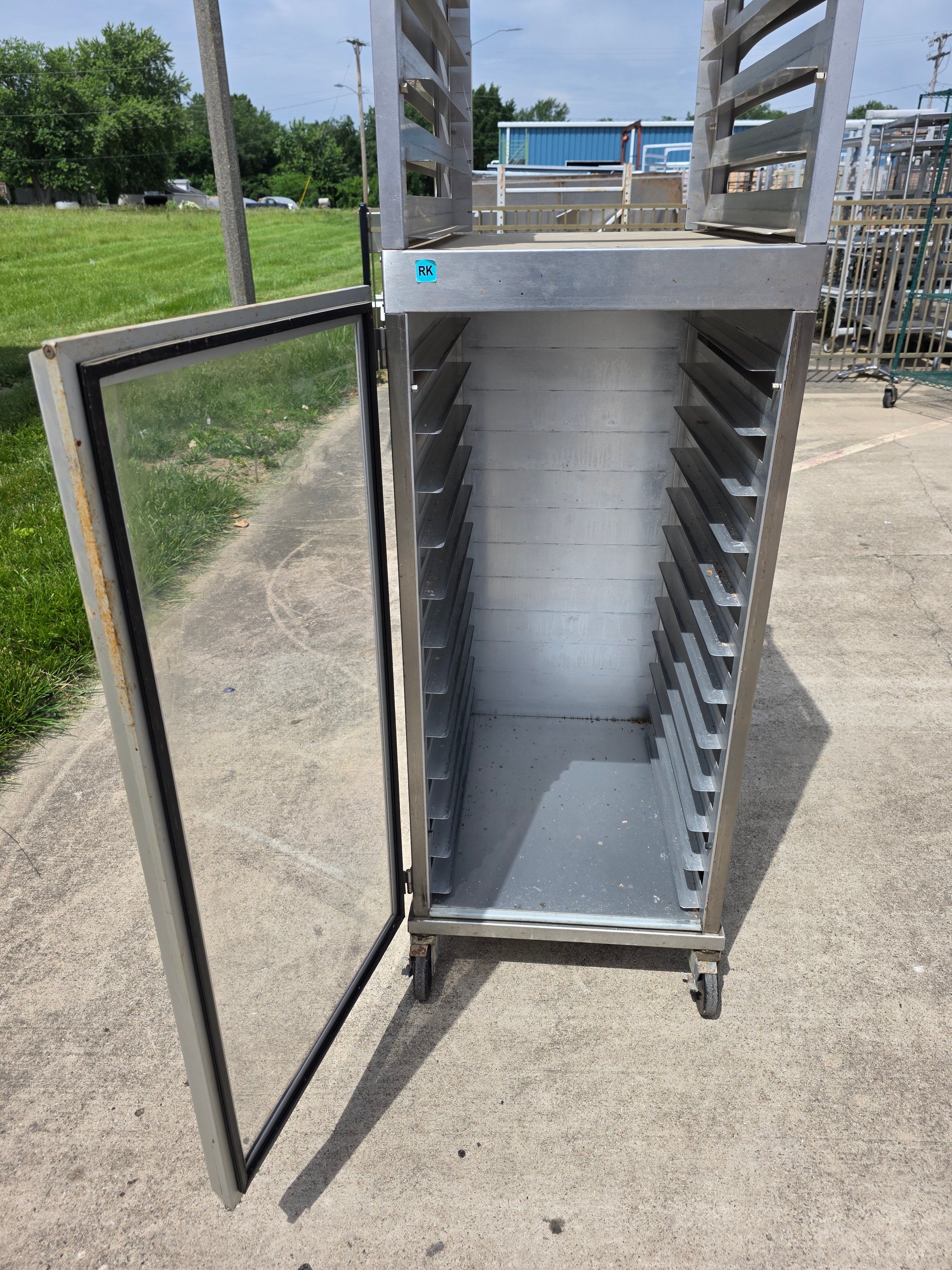 Used NU-VU CR18 22 Inch Bread Cabinet Non-insulated Aluminum - SS391 - RK