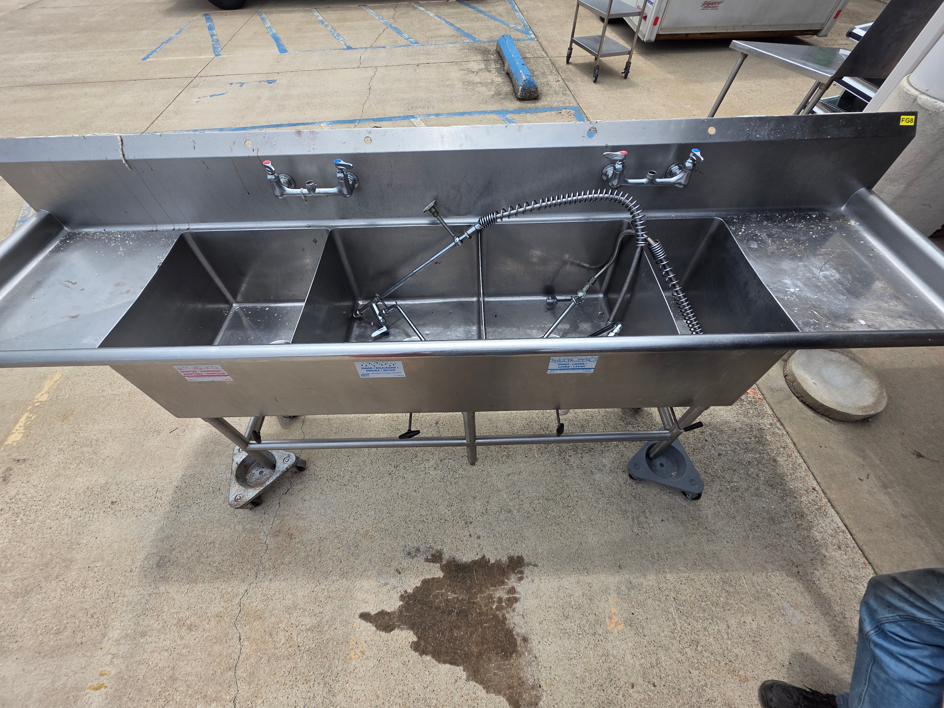 Used 108" Stainless Steel 4 Compartment Sink with Sprayers and Twist Drains - FG8 - SS388 (Copy)