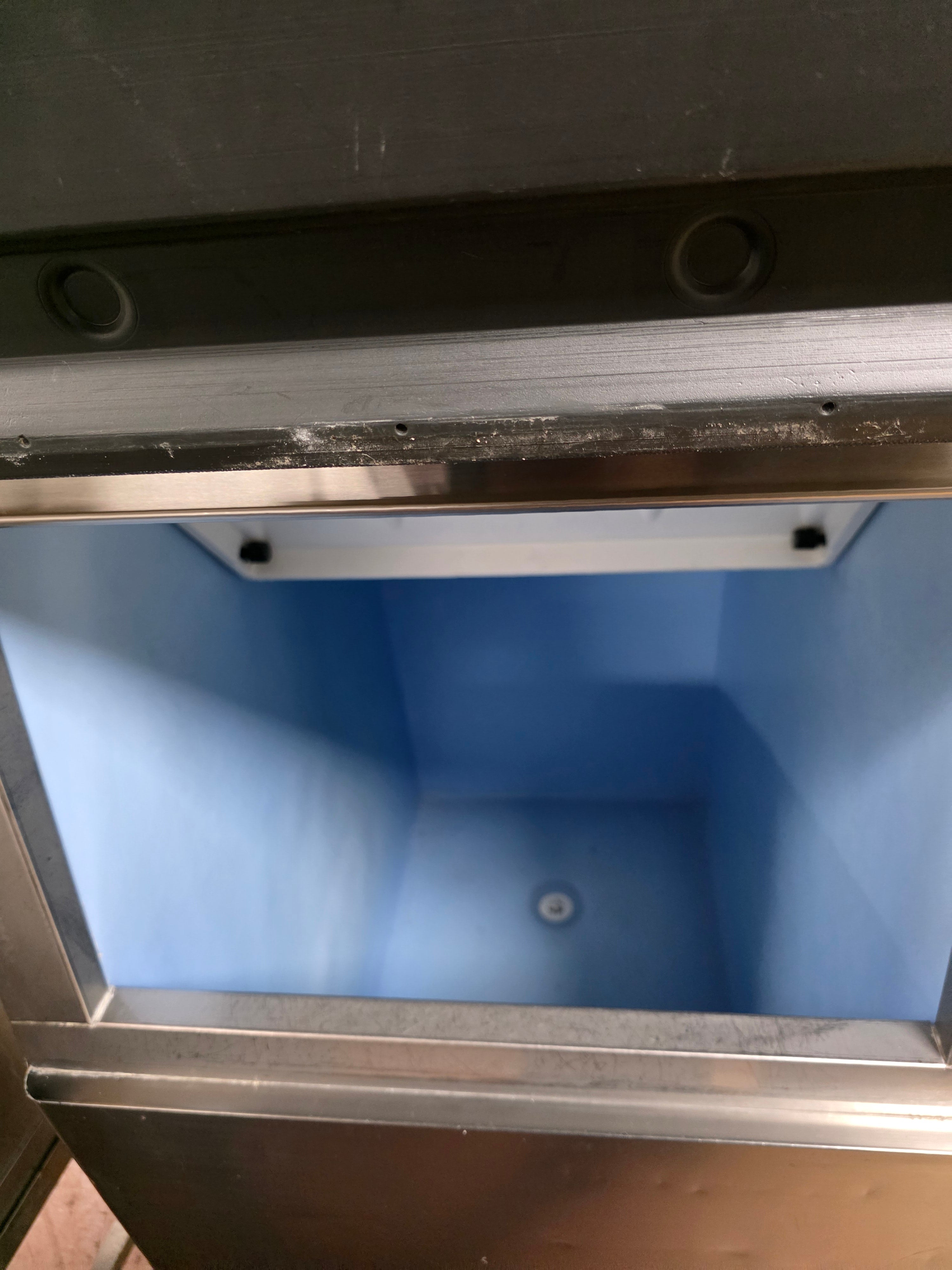 Used Hoshizaki B-300PF 22" Ice Machine Storage Bin 300 lb - FG8