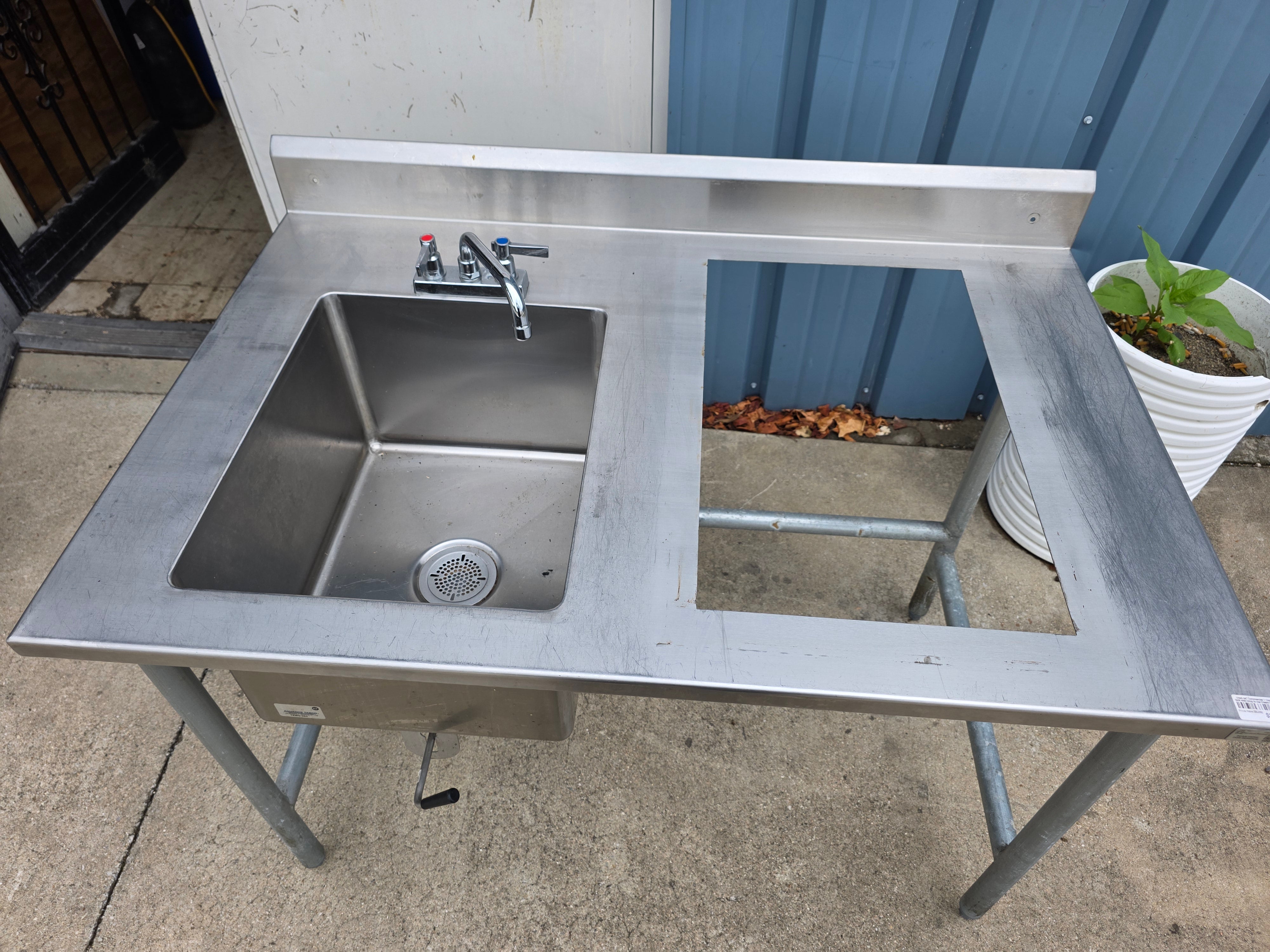 Used 48" Stainless Steel Commercial 1 Compartment Sink with Faucet - SS398 - TH2