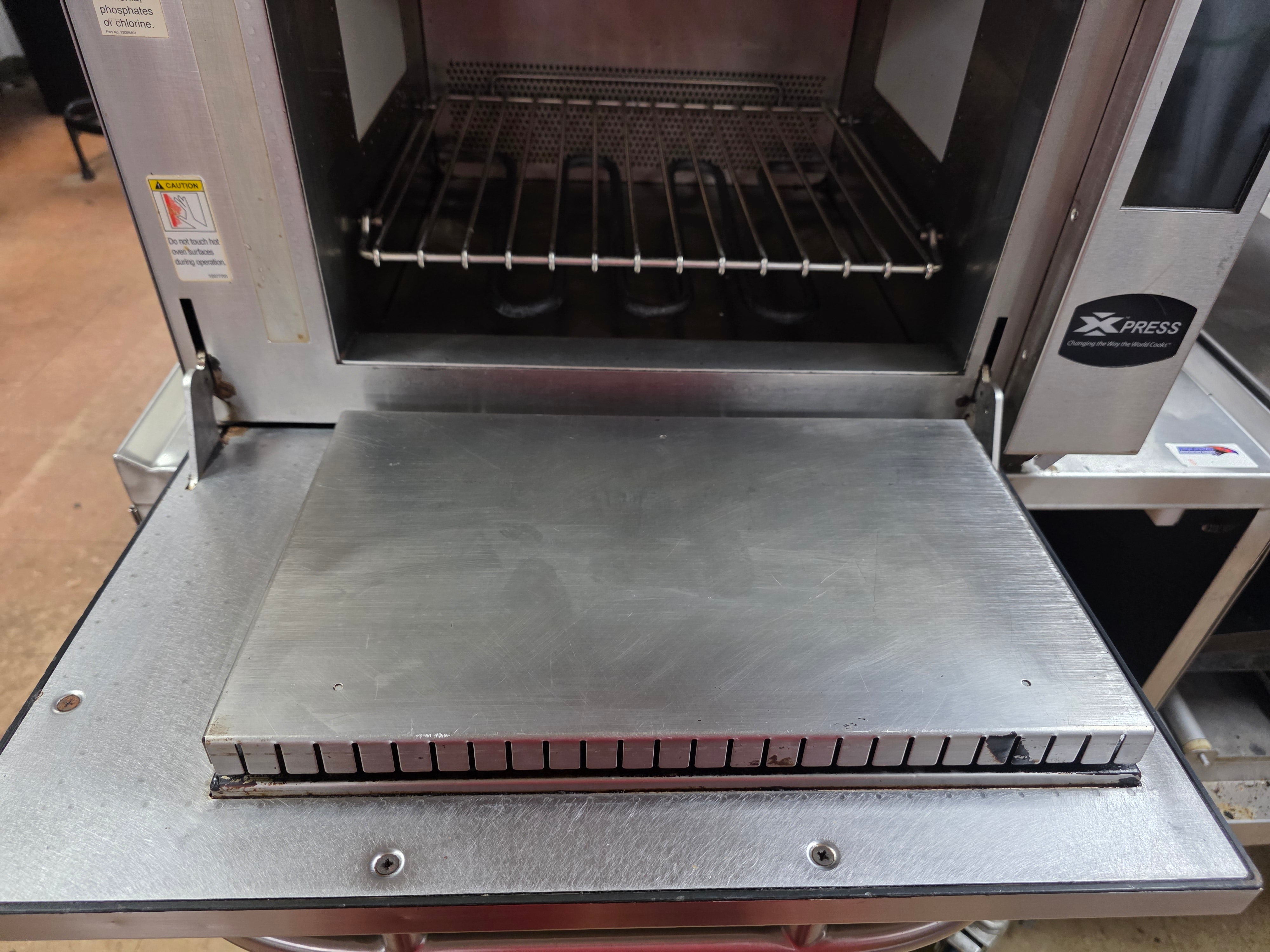 Used 2013 Amana Menumaster MXP22QT Accelerated Oven New Mags 220V