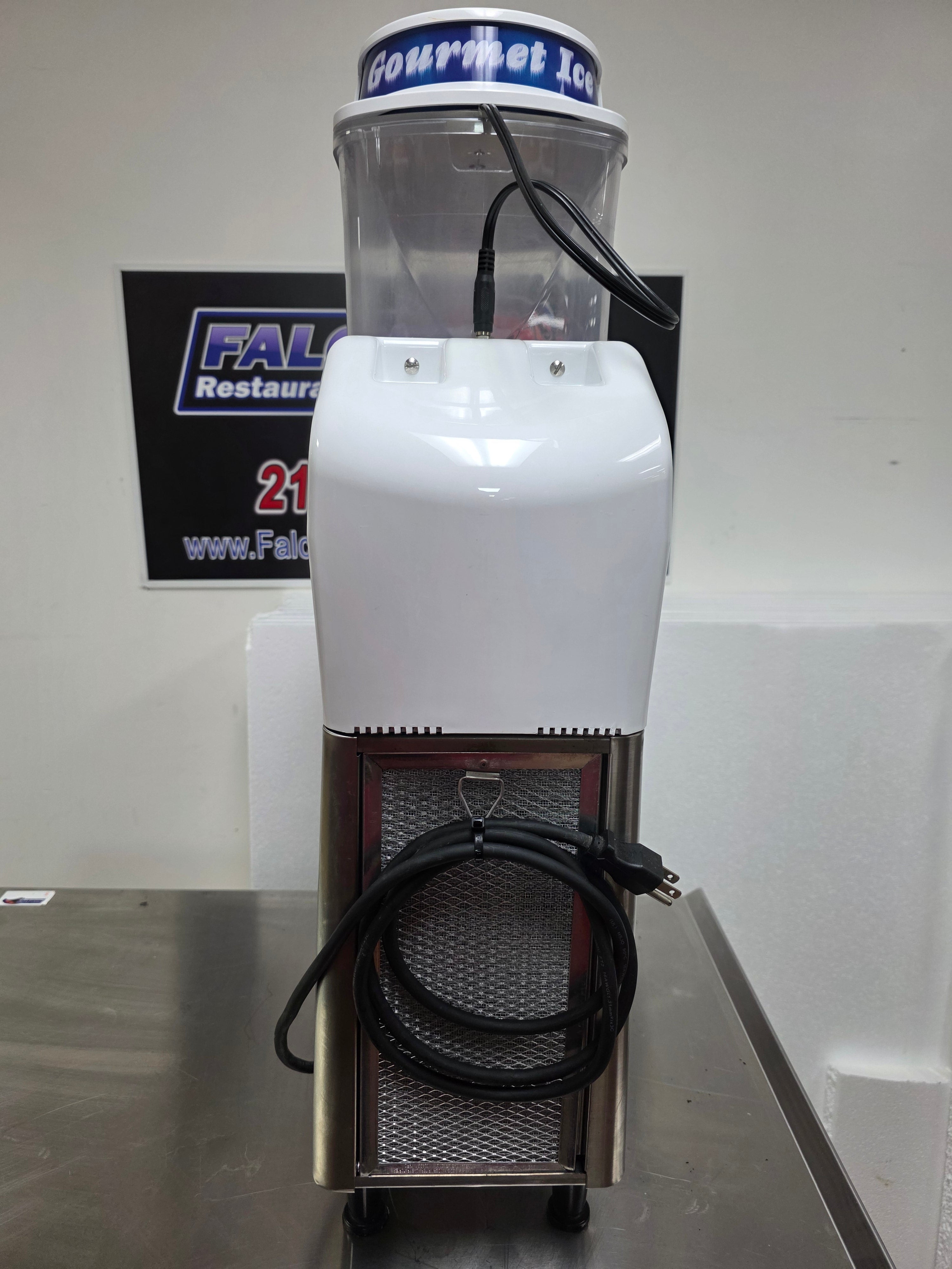 Bunn 39800.0100 Ultra-1 White/Stainless Frozen Drink Slushy Machine - 120V