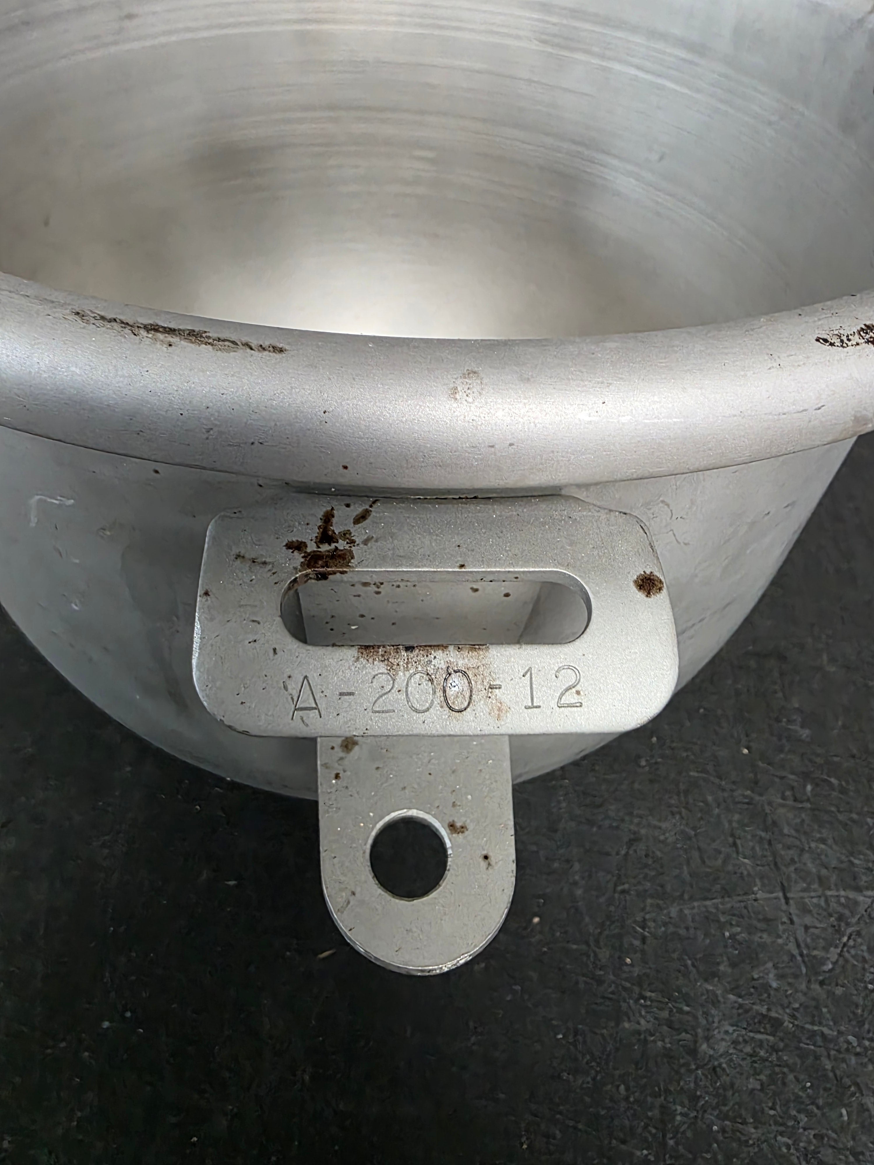 Used Hobart A-200-12 Mixing Bowl for 12Qt Mixer - SU2