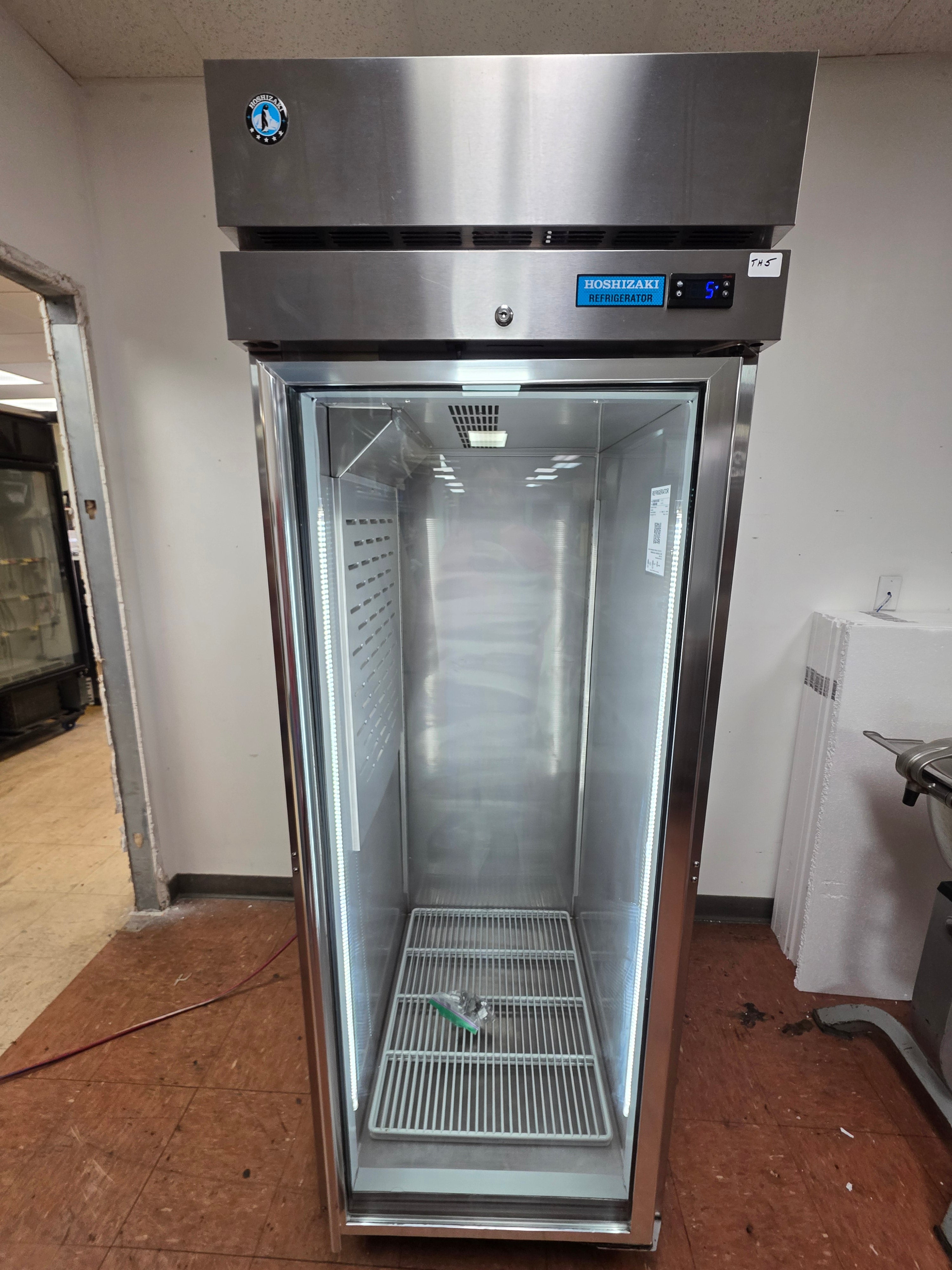 Used 27.5" Hoshizaki R1A-FG One Section Reach In Glass Door Refrigerator 115V - TH5