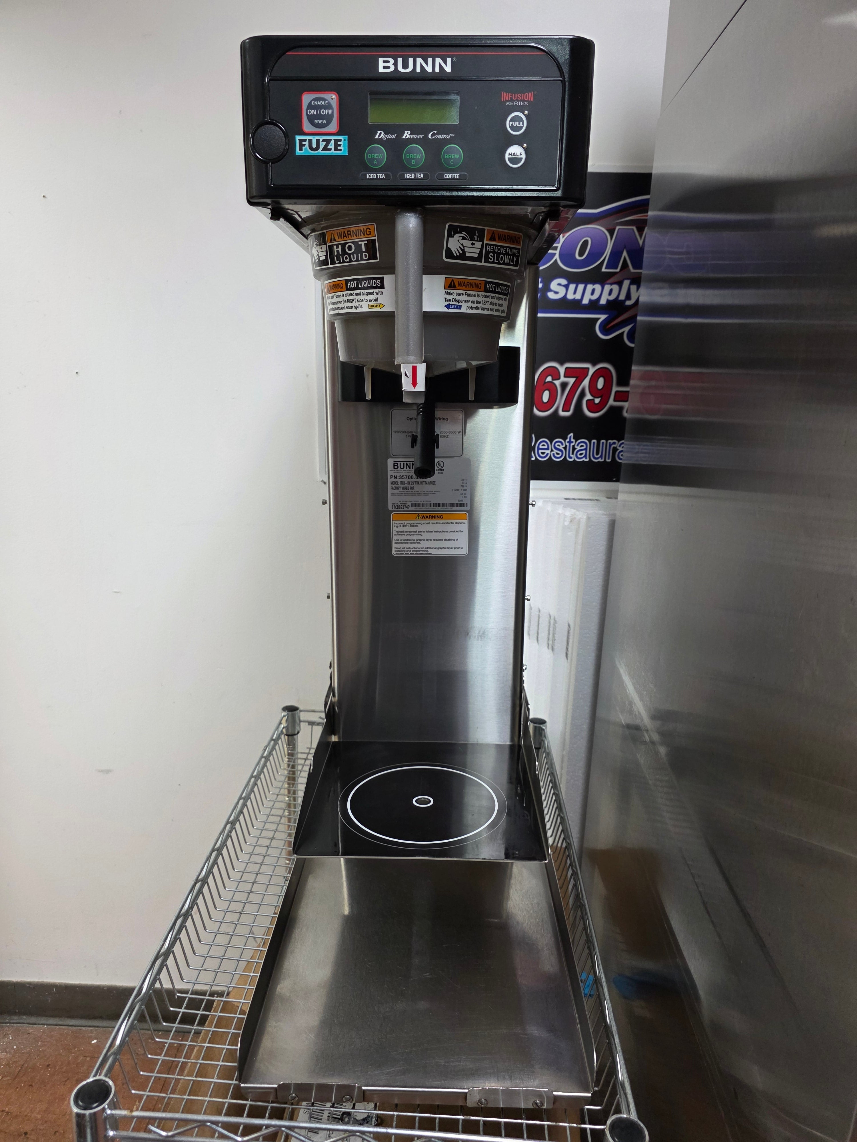 Used 29" Bunn 35700.0330 Infusion ITCB-DV Iced Tea and Coffee Brewer Machine 120V