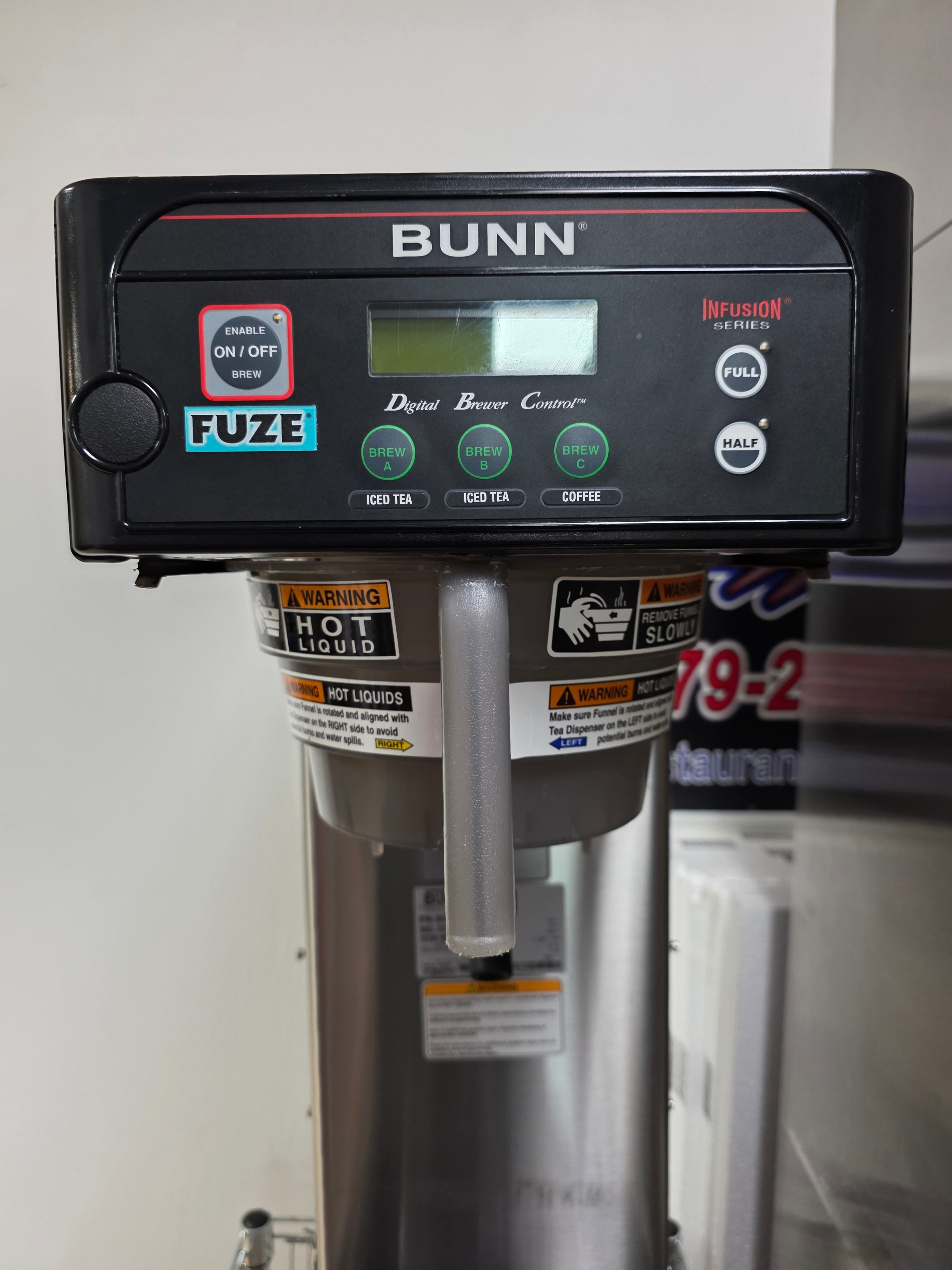 Used 29" Bunn 35700.0330 Infusion ITCB-DV Iced Tea and Coffee Brewer Machine 120V