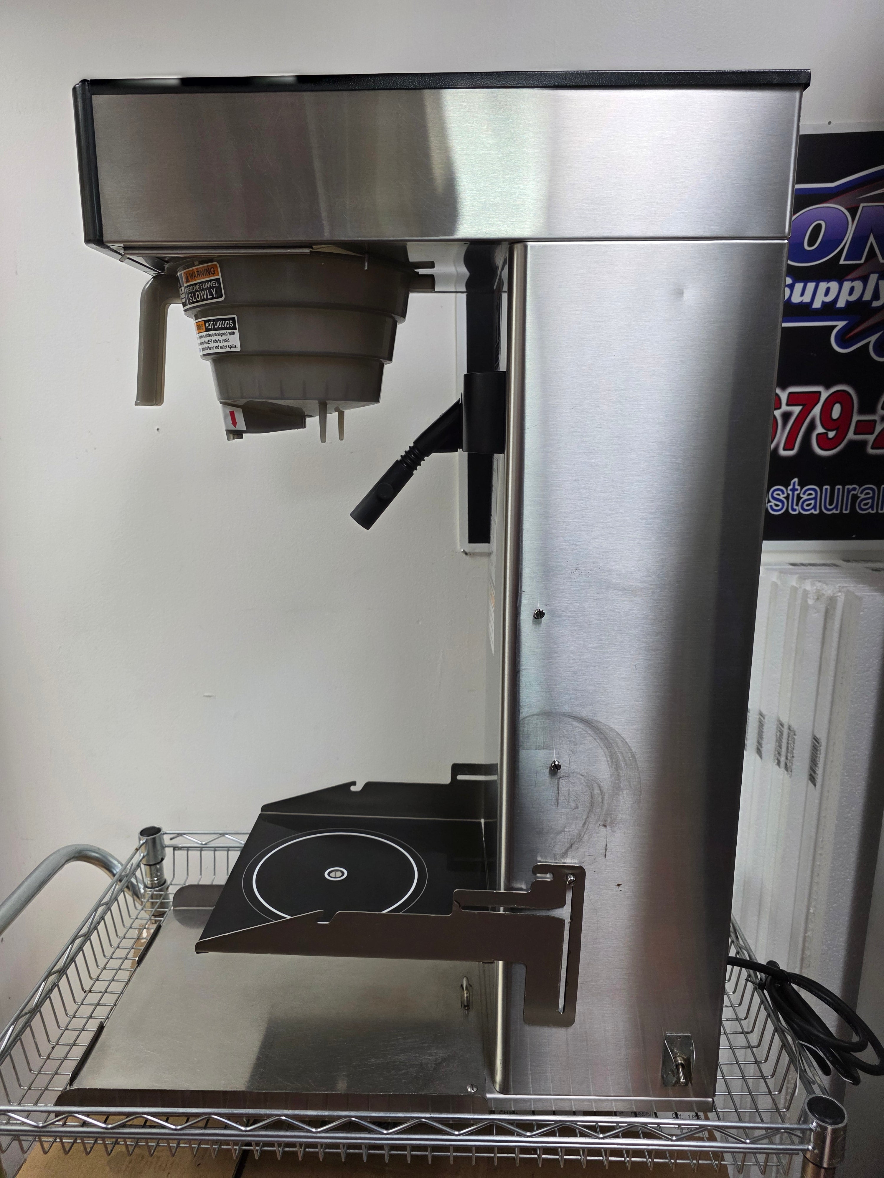 Used 29" Bunn 35700.0330 Infusion ITCB-DV Iced Tea and Coffee Brewer Machine 120V
