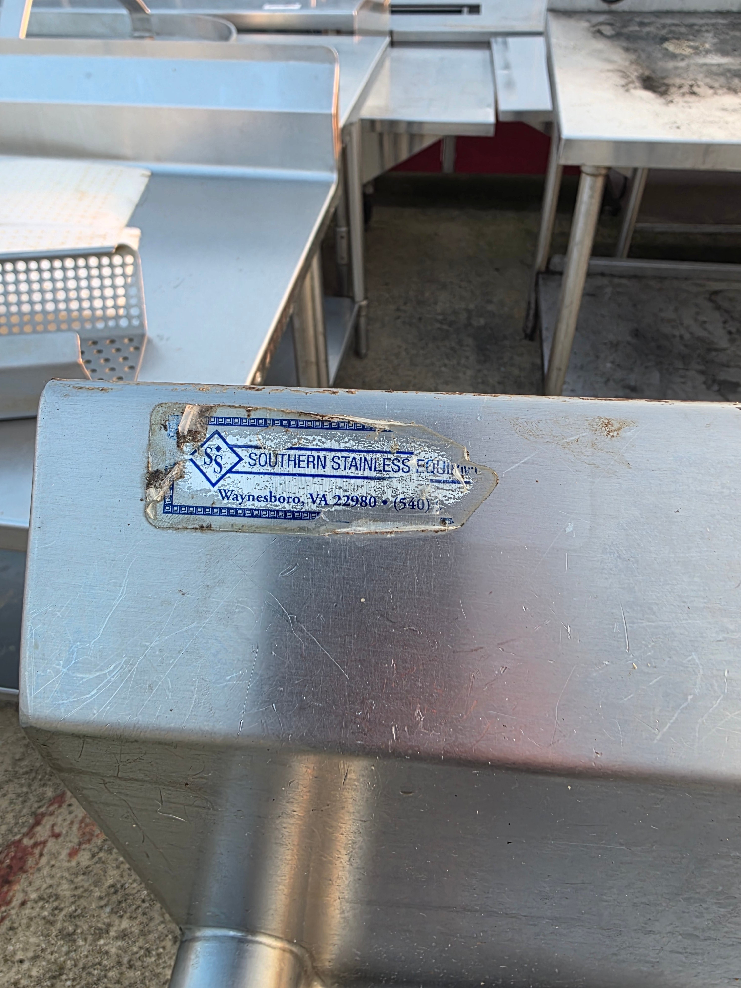 Used 108" Stainless Steel 4 Compartment Sink with Sprayers and Twist Drains - FG9 - SS403