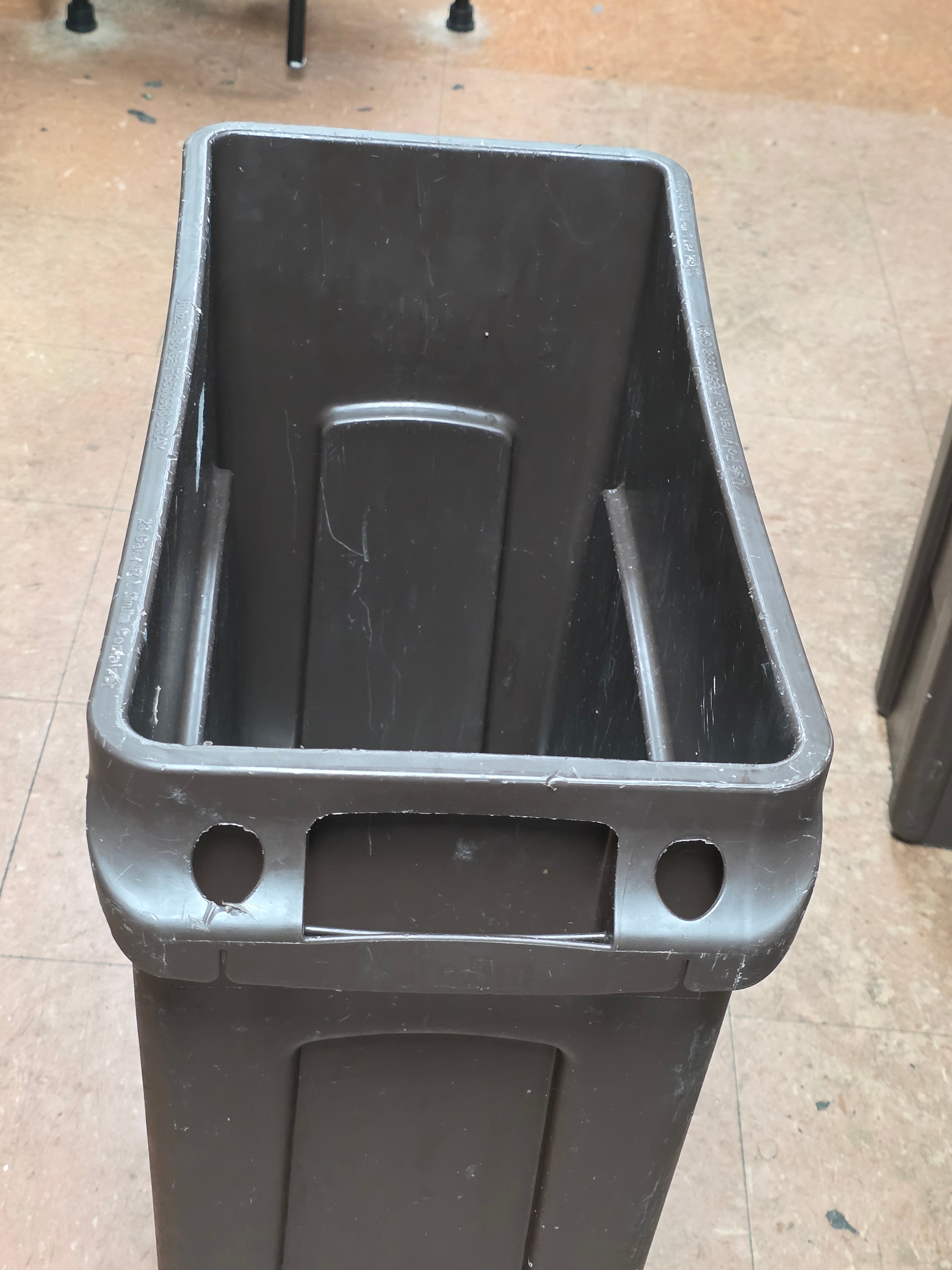 Used Rubbermaid 23 Gallon Slim Jim Brown Rectangular Trash Can - FG9
