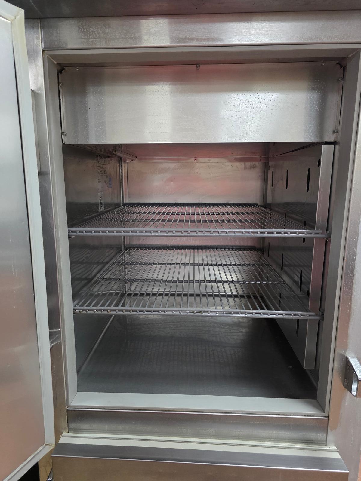 Used 2019 True STG1DT-2HS Half Door Reach-In Combination Refrigerator / Freezer 115V