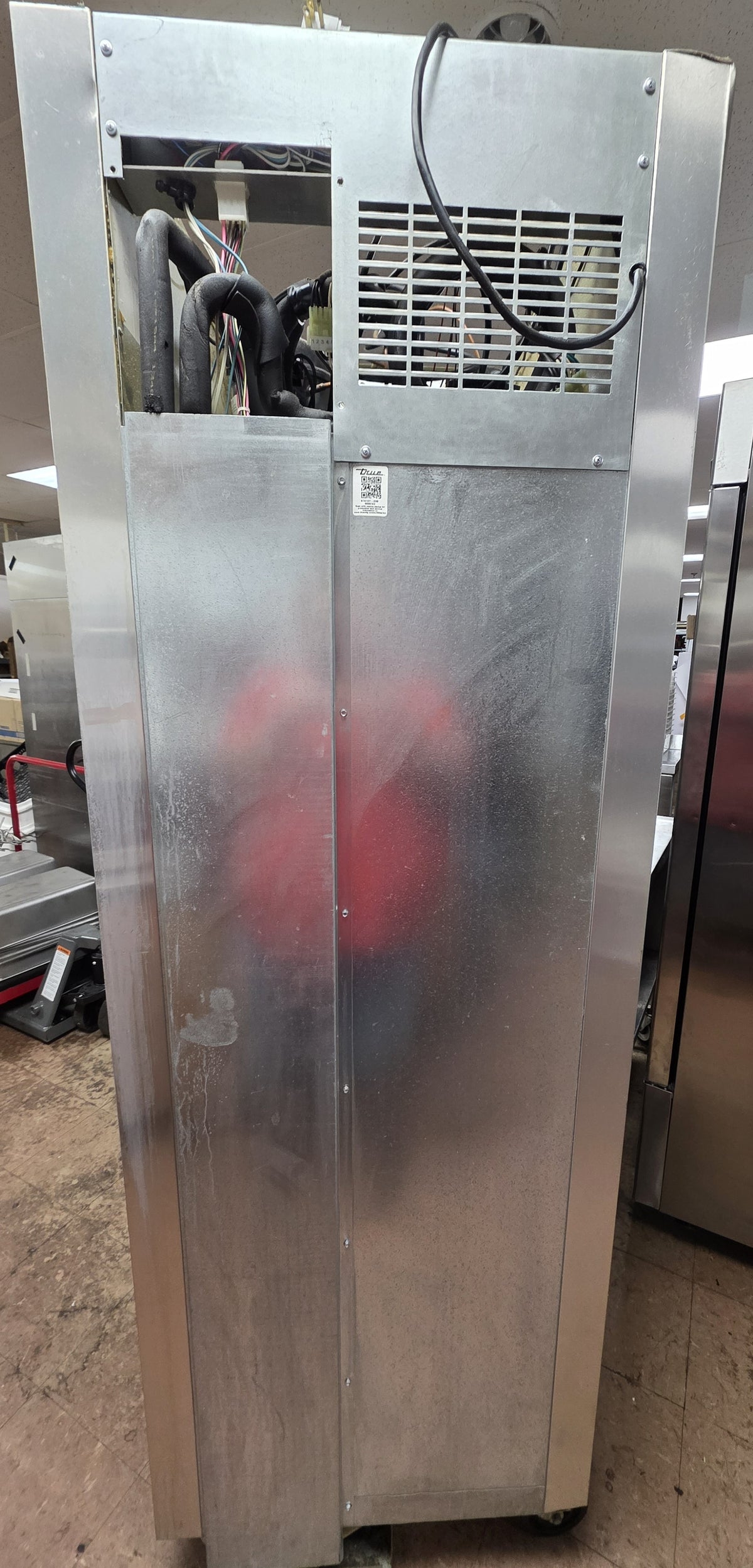 Used 2019 True STG1DT-2HS Half Door Reach-In Combination Refrigerator / Freezer 115V
