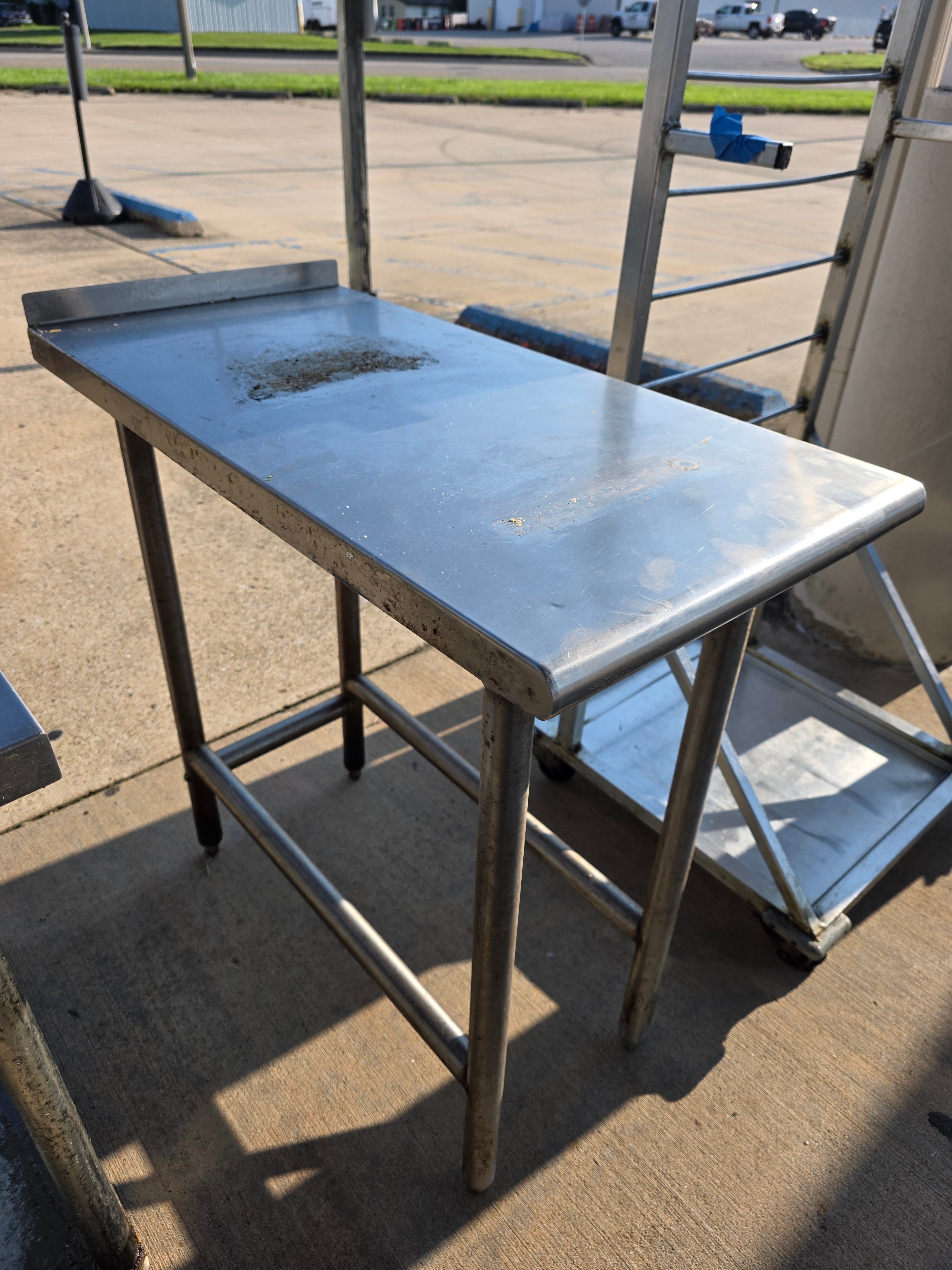 Used 18" x 36" Stainless Table  - OW - SS415