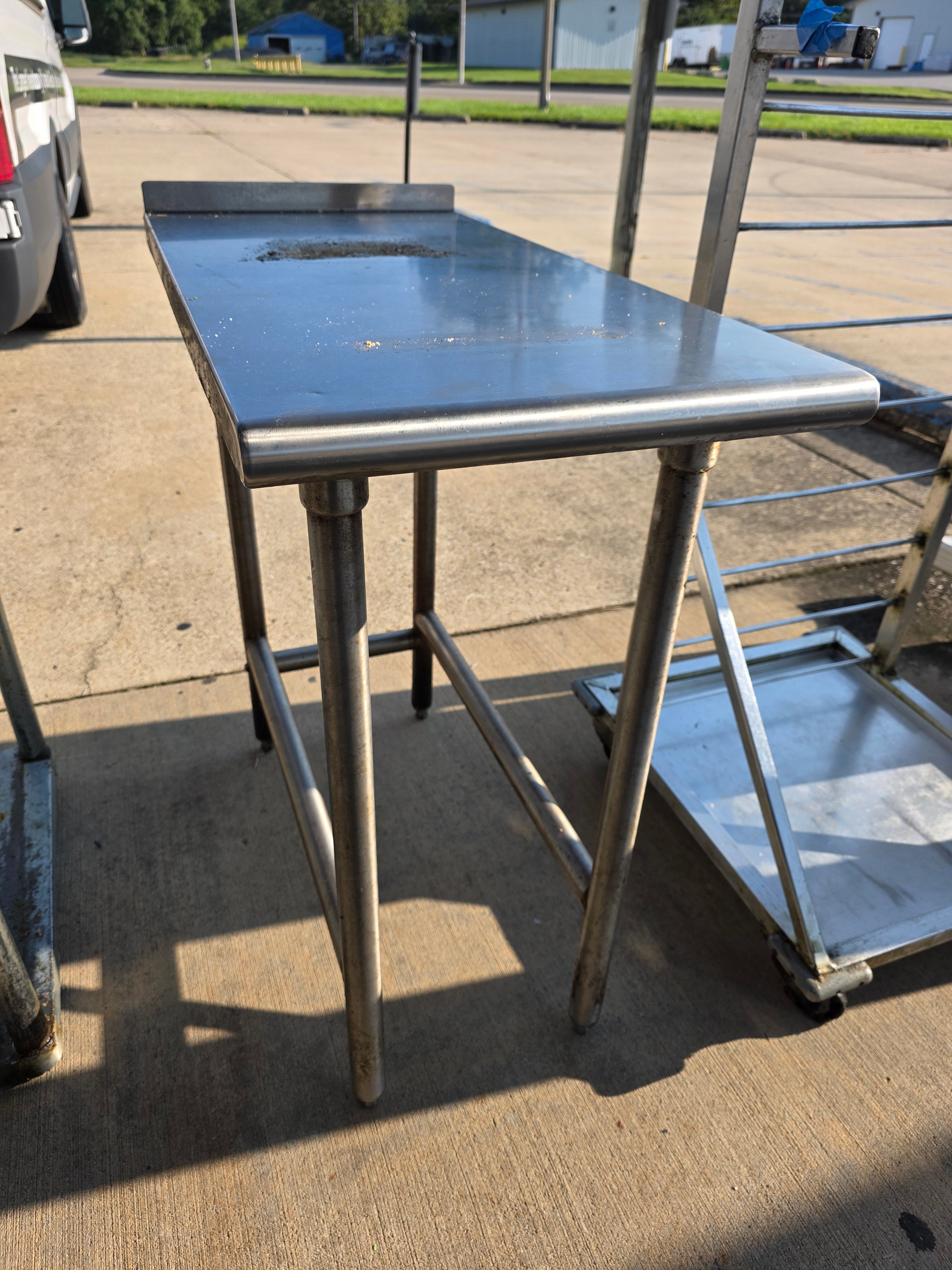 Used 18" x 36" Stainless Table  - OW - SS415