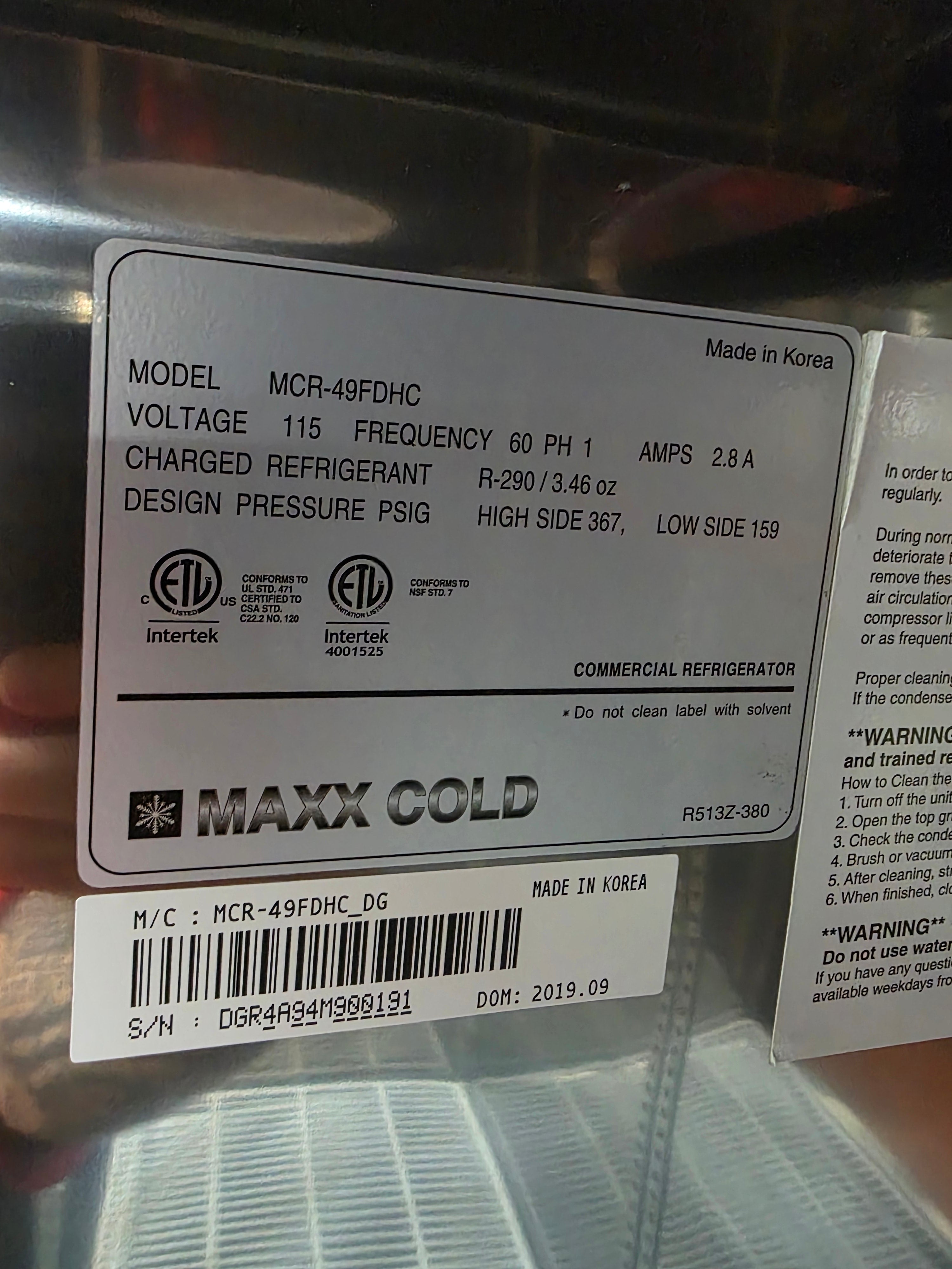 Used 54" Maxx Cold MCR-49FDHC Stainless Two Section Reach In Refrigerator 120V - 2