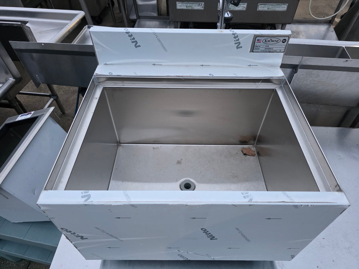 Used Krowne Metal 21-24 Underbar Ice Bin/Cocktail Unit 24"W x 21"D 80 lb Capacity - SS417