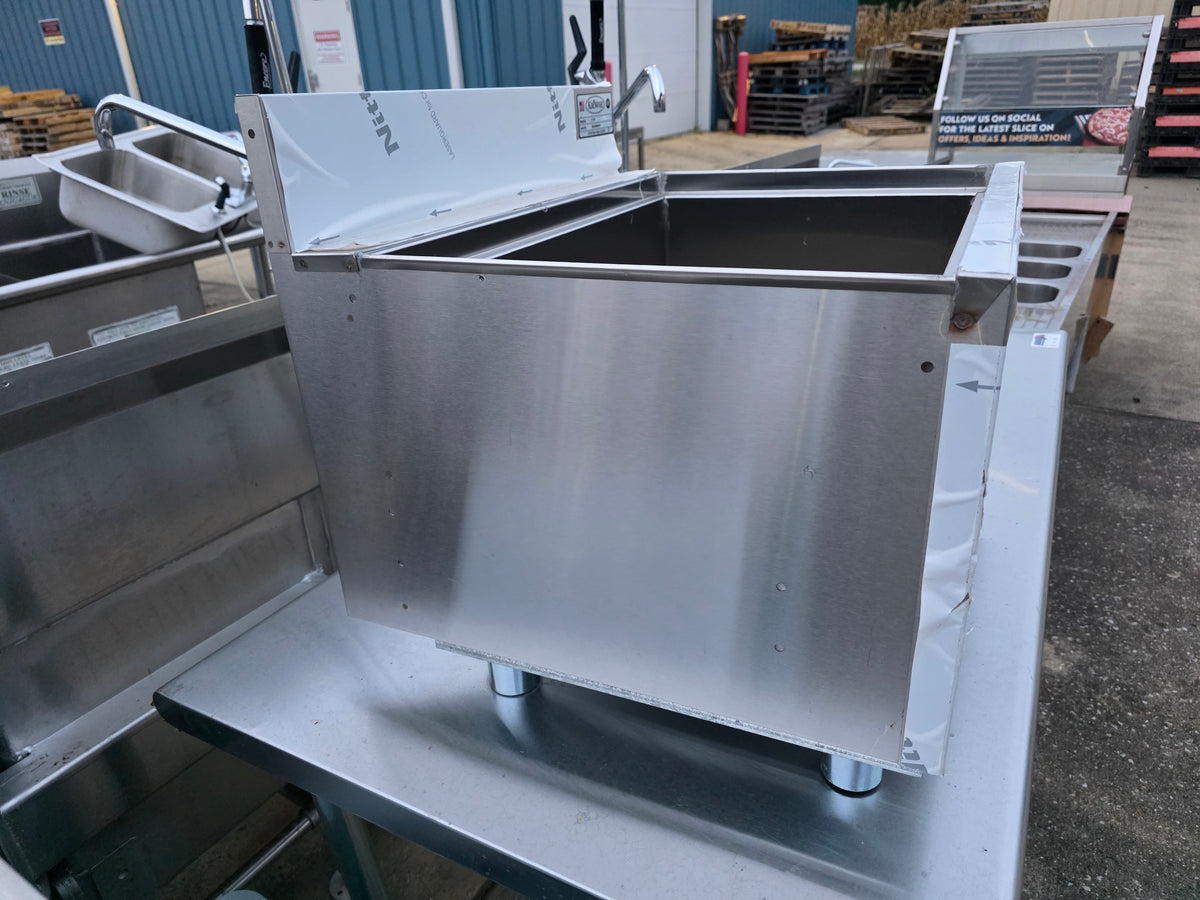 Used Krowne Metal 21-24 Underbar Ice Bin/Cocktail Unit 24"W x 21"D 80 lb Capacity - SS417