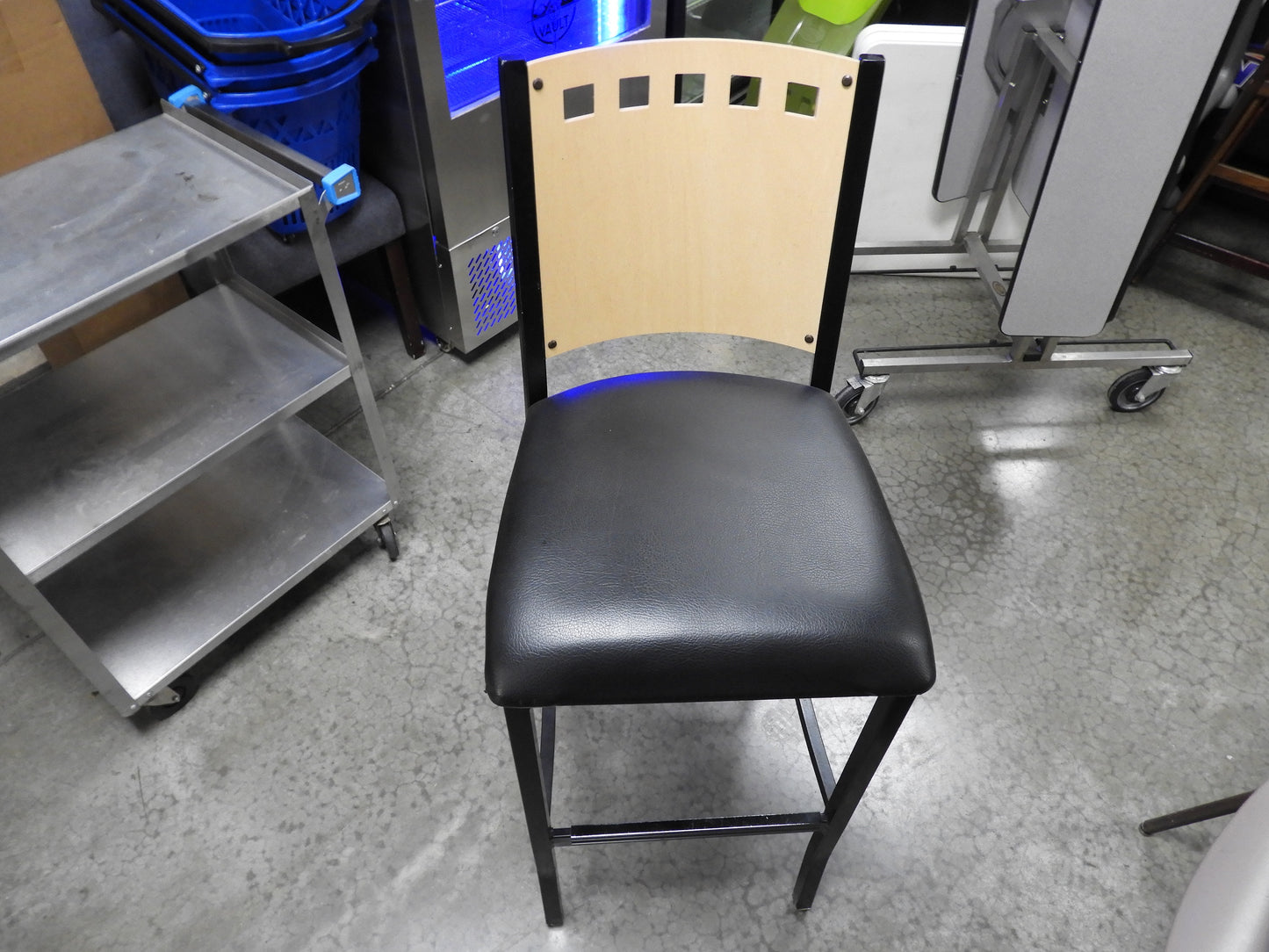 30" Metal Wooden Back Bar Chair