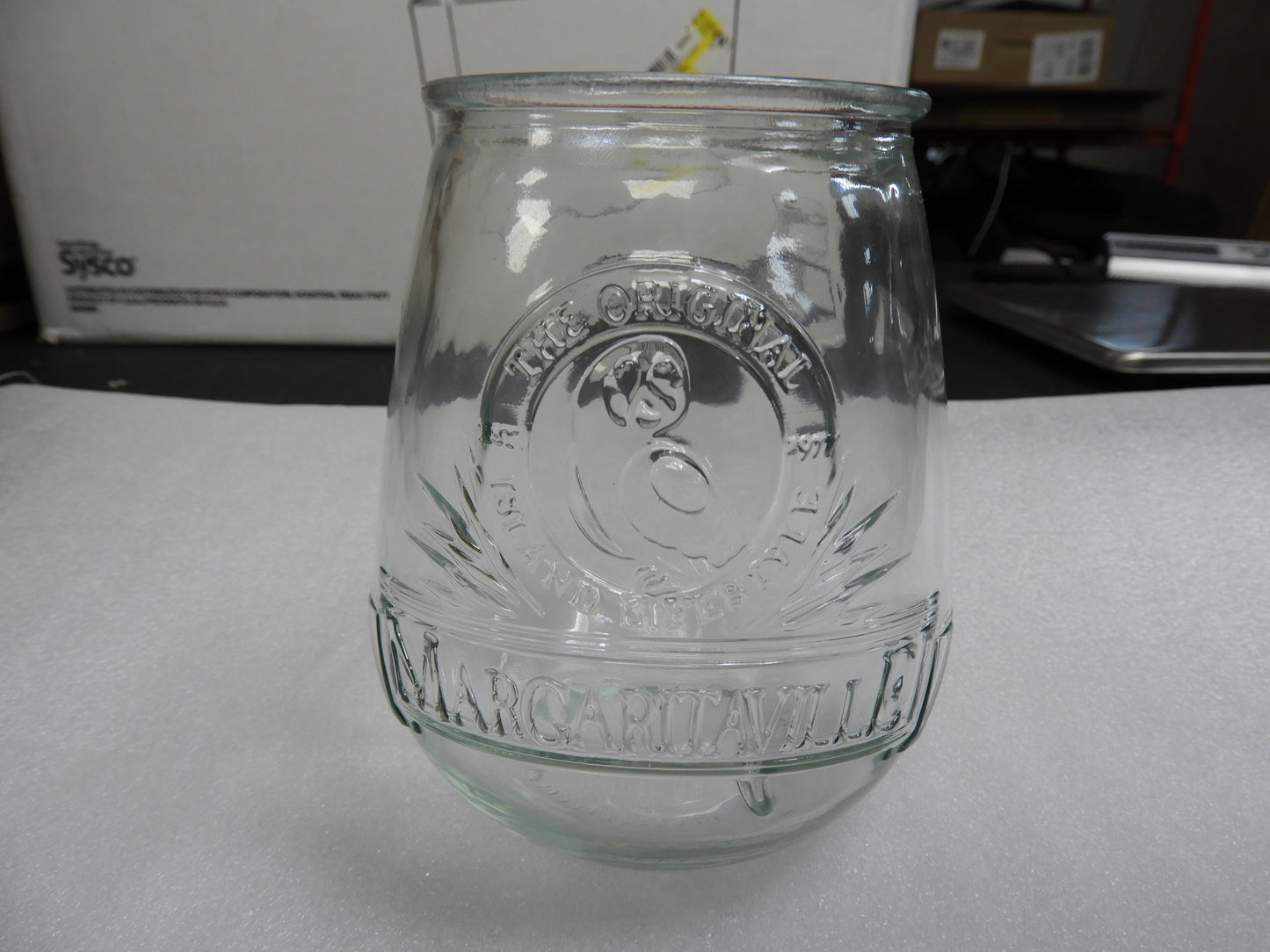 Used Margaritaville Jimmy Buffett Stemless Wine Glass 22oz