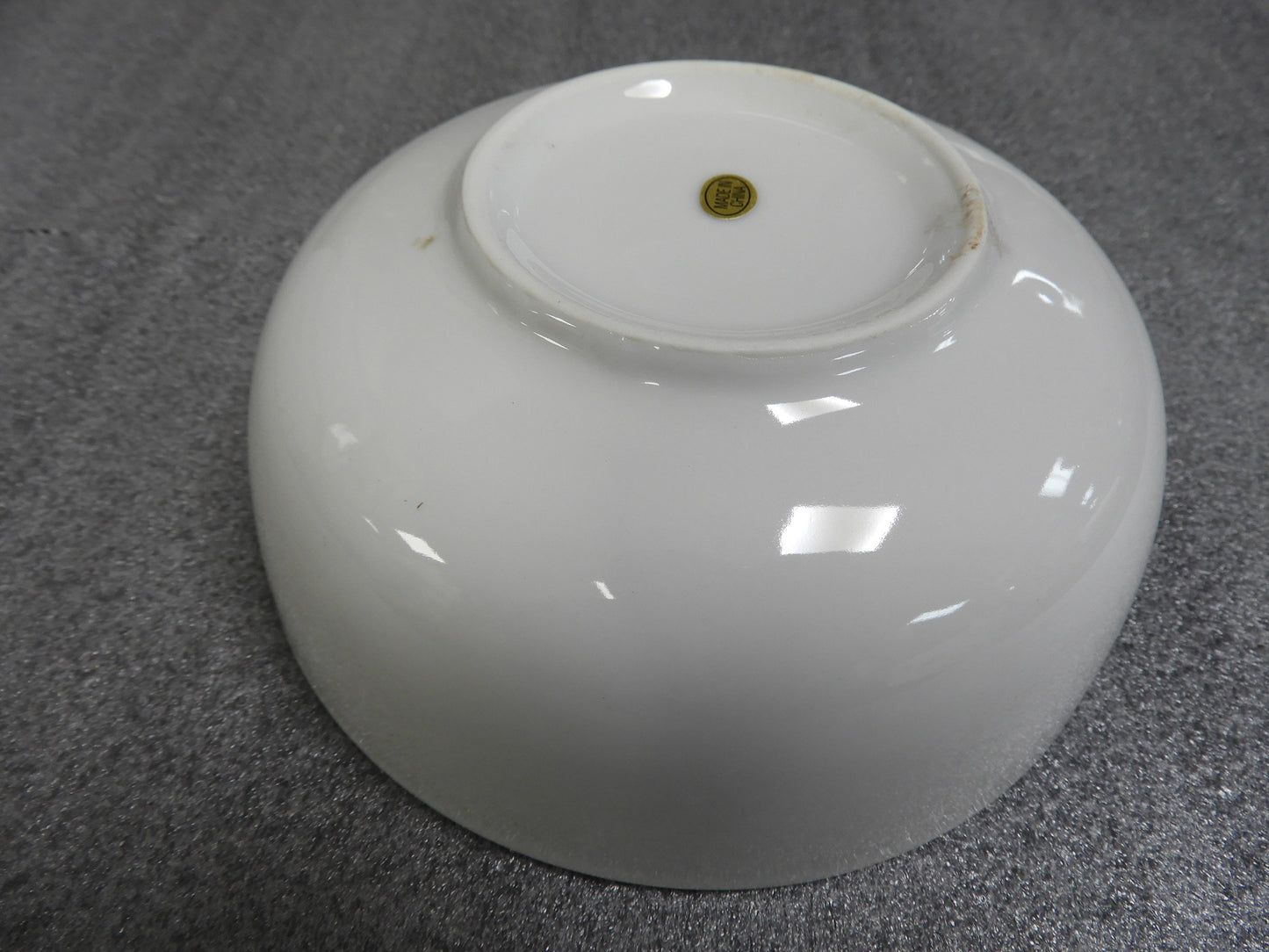 Used 6-3/8" X 2-1/2 Round Dining Bowl C IP