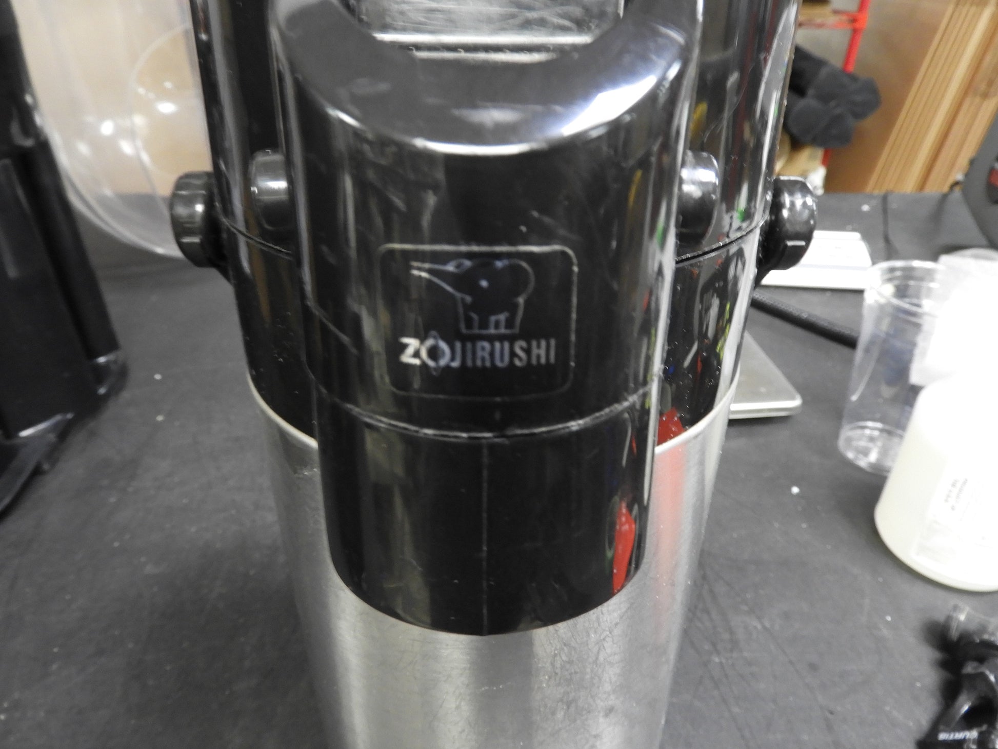 Zojirushi AAWE-30SB 3 Liter Glass-Lined Stainless Steel Air Pot