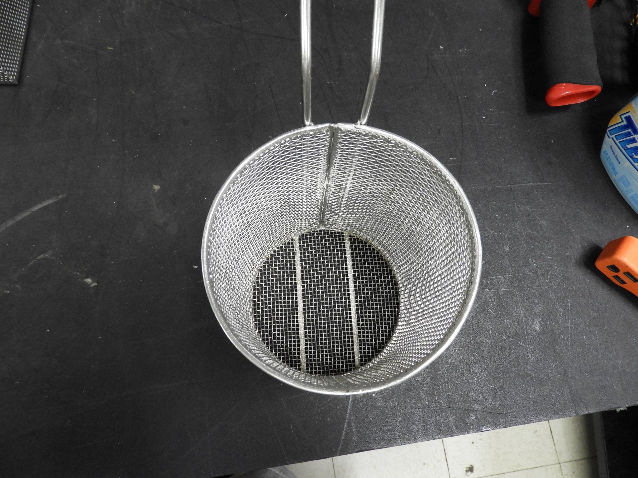 Used 5.25"x7.25" Round Stainless Mesh Frying Basket C IP - Falcon Restaurant Supply - 3