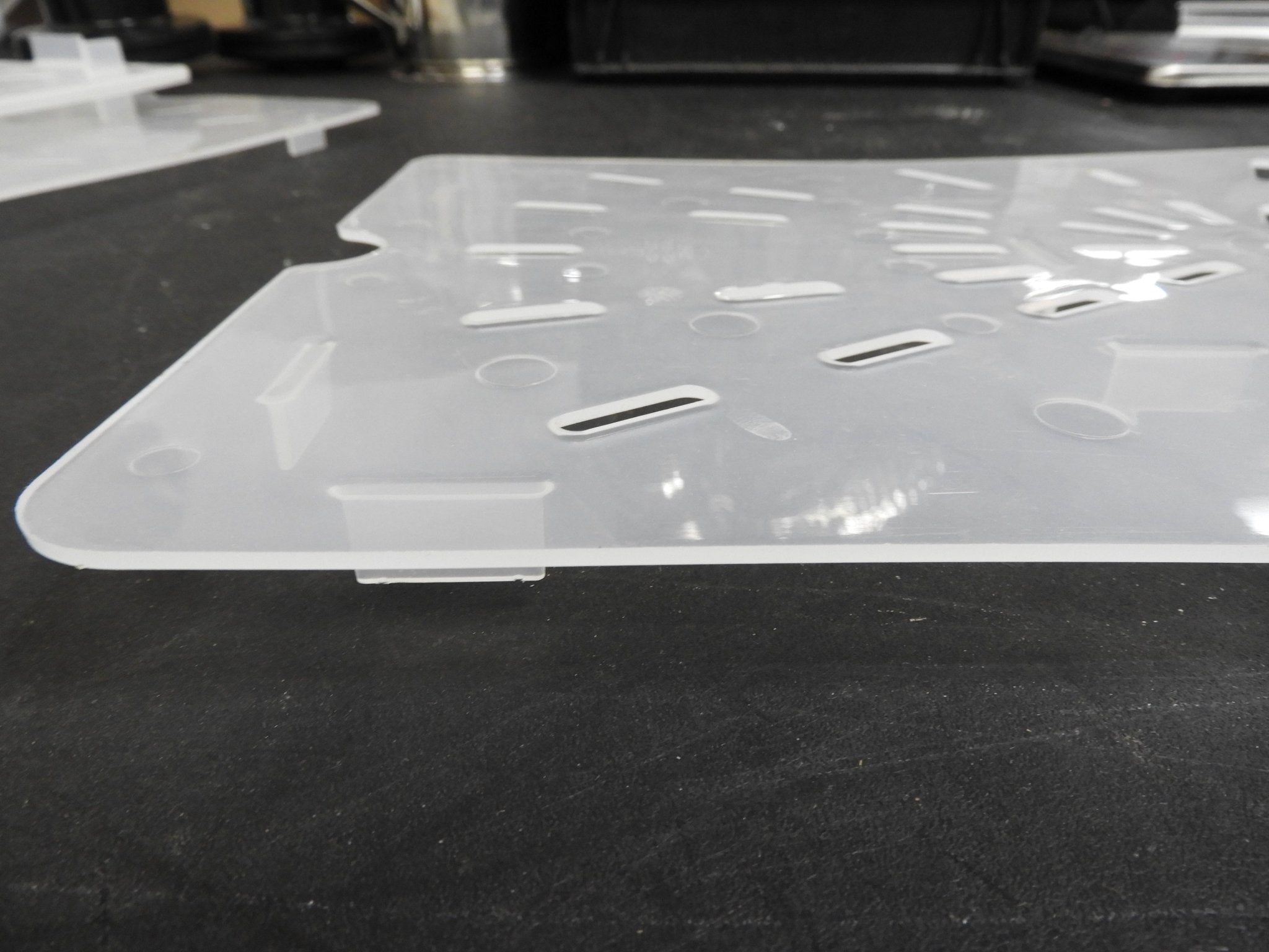 Used Cambro 10PPD190 Full Size Drain Shelf For Food Pan C IP - Falcon Restaurant Supply - 2