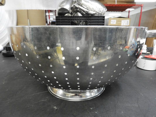 16 Qt. Stainless Steel Colander with Handles C IP