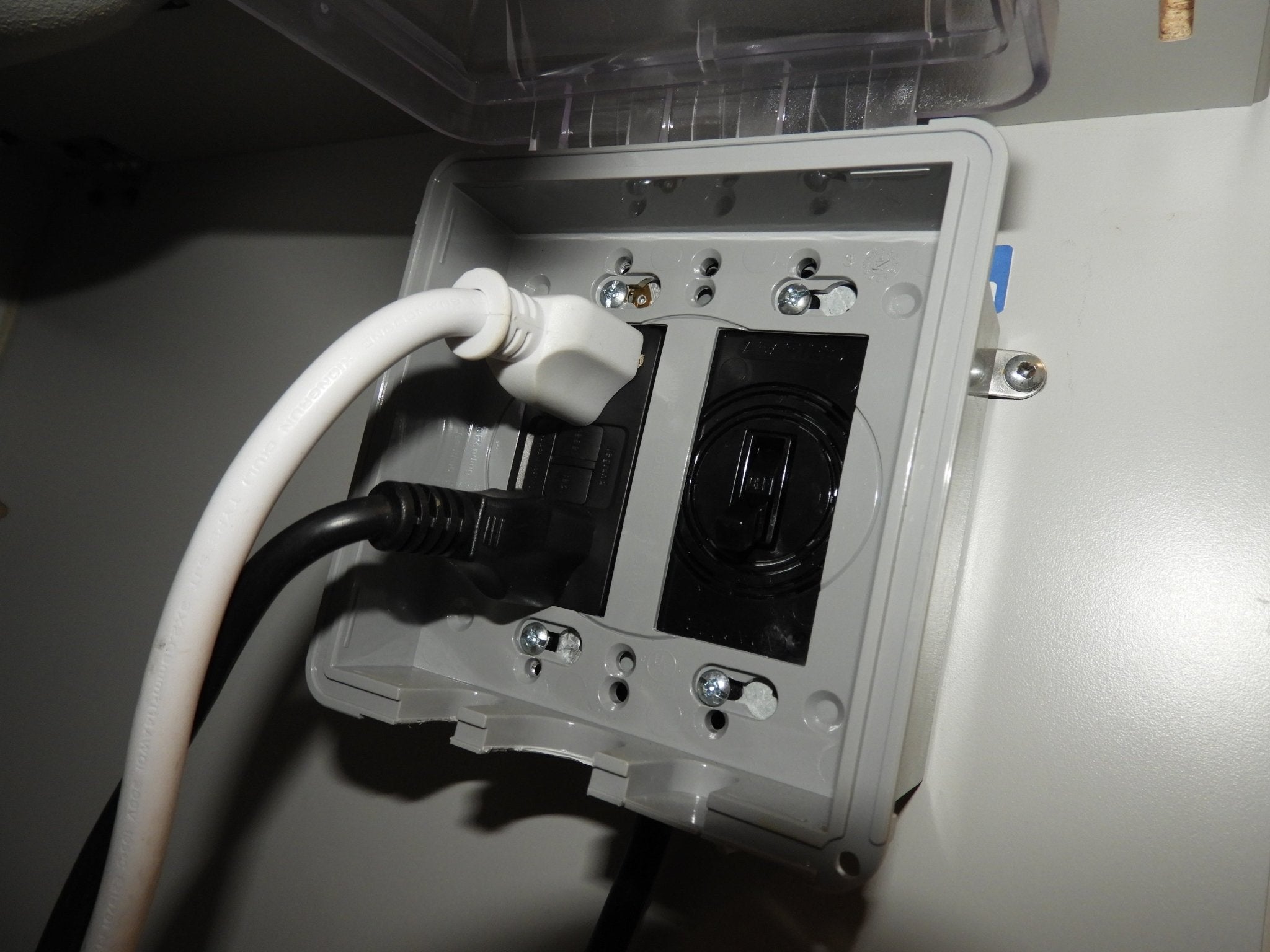 Used Self Contained Portable Sink with Pump, Water Heater and Collection Container - Falcon Restaurant Supply - 8