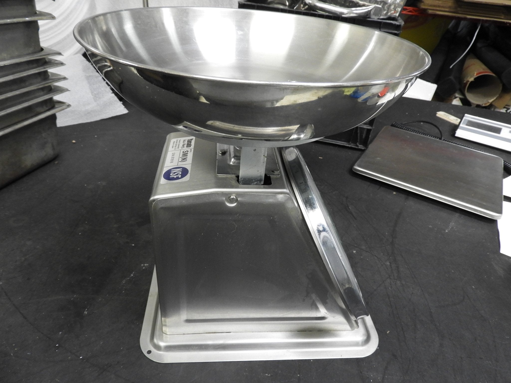 Used Yamato SMN Series Mechanical 30lb Food Scale - SMN