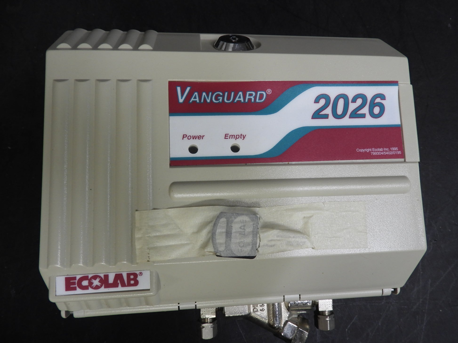 ECOLAB 92121714 VANGUARD 2026 with Cell COMMERCIAL DETERGENT DISPENSER –  FalconRestaurantSupply