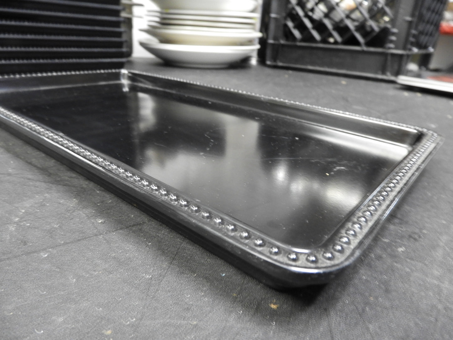 Used Elite Global Solutions M1581 15"x8" Rectangular Melamine Plastic Serving Tray