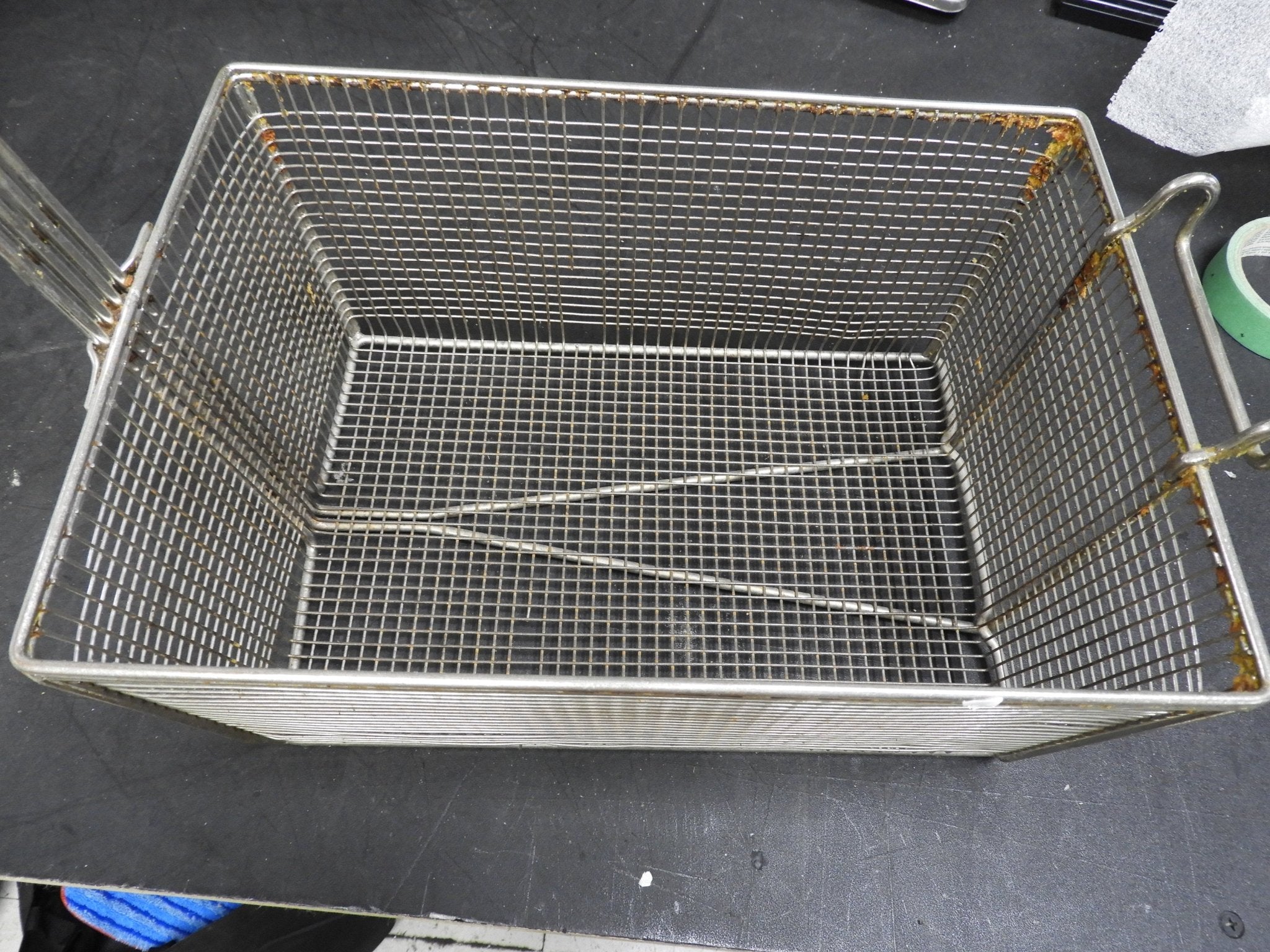 Used Winco 13.5"x9.5"x6" Commercial Deep Fryer Basket - Falcon Restaurant Supply - 3