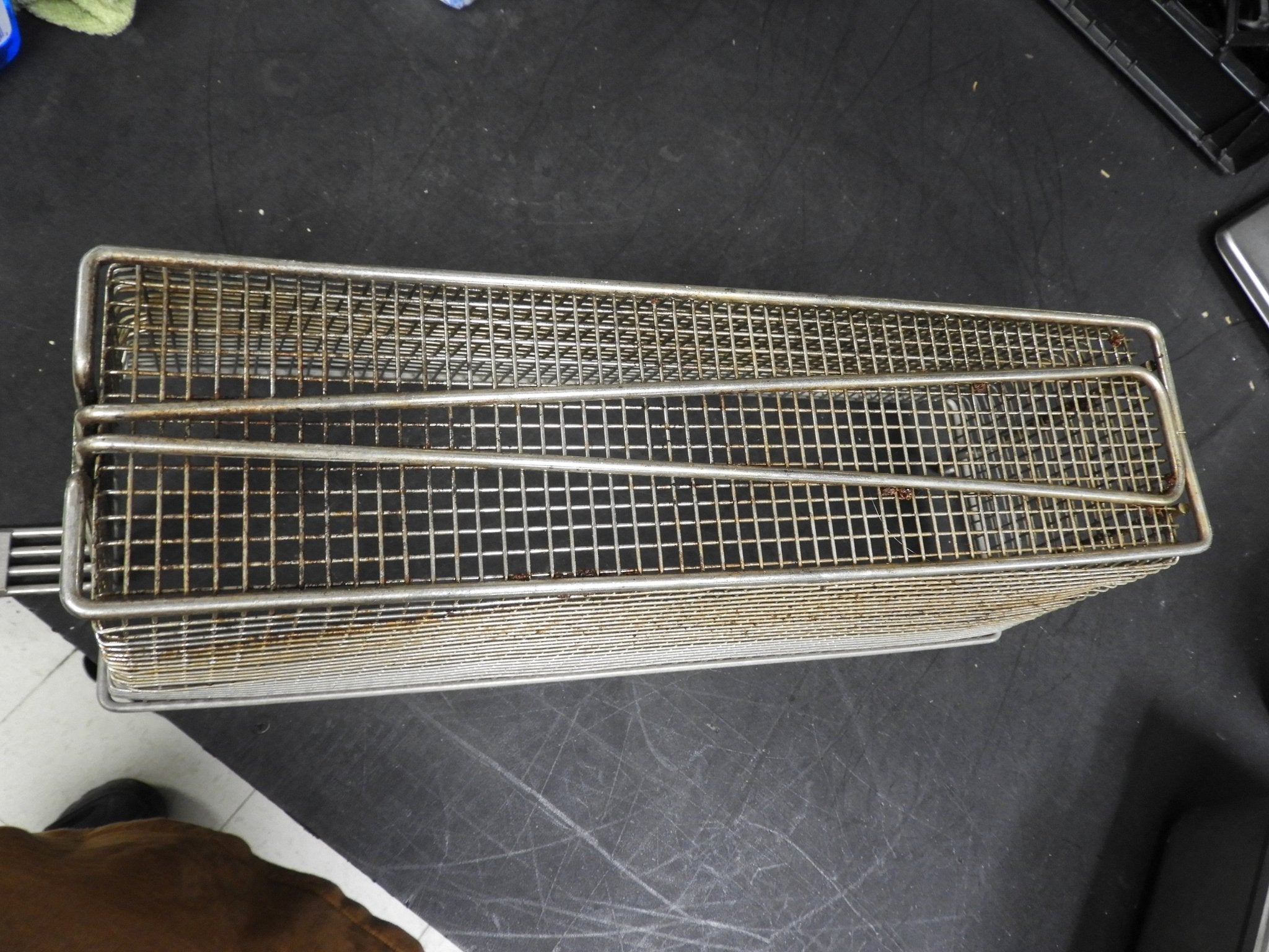 Used 17"x5.5"x6" Stainless Steel Deep Fryer Basket - Falcon Restaurant Supply - 3