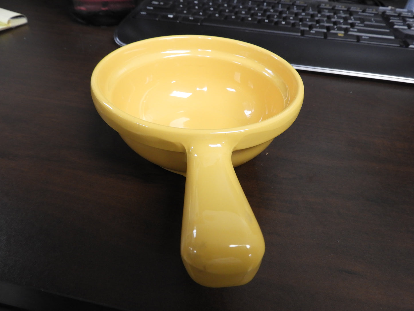 Thunder Group 10oz 4.25 x 6.75 x 2 Inch Yellow Melamine Soup Service Bowl with Handle