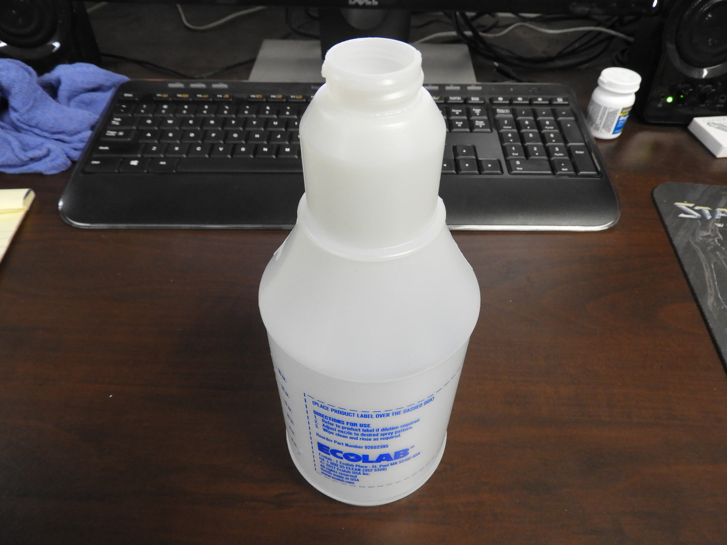 New Ecolab 24oz Refillable Bottle without Sprayer.