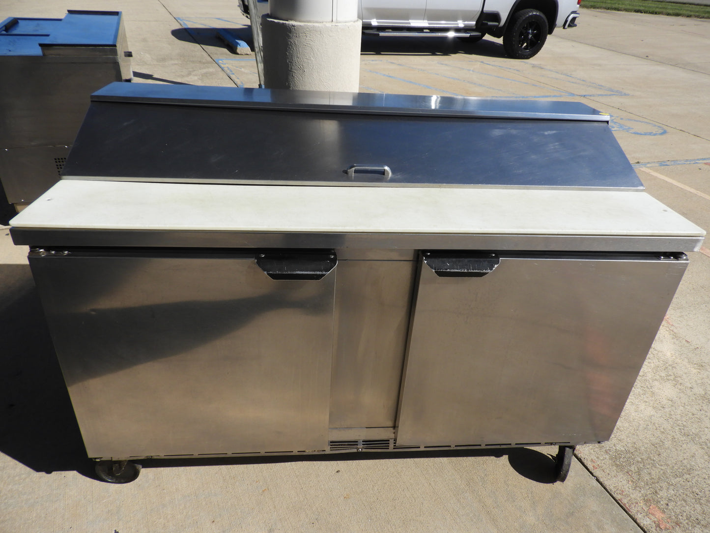 Used 60"Beverage Air SPE60-16  Refrigerated Sandwich Prep Table