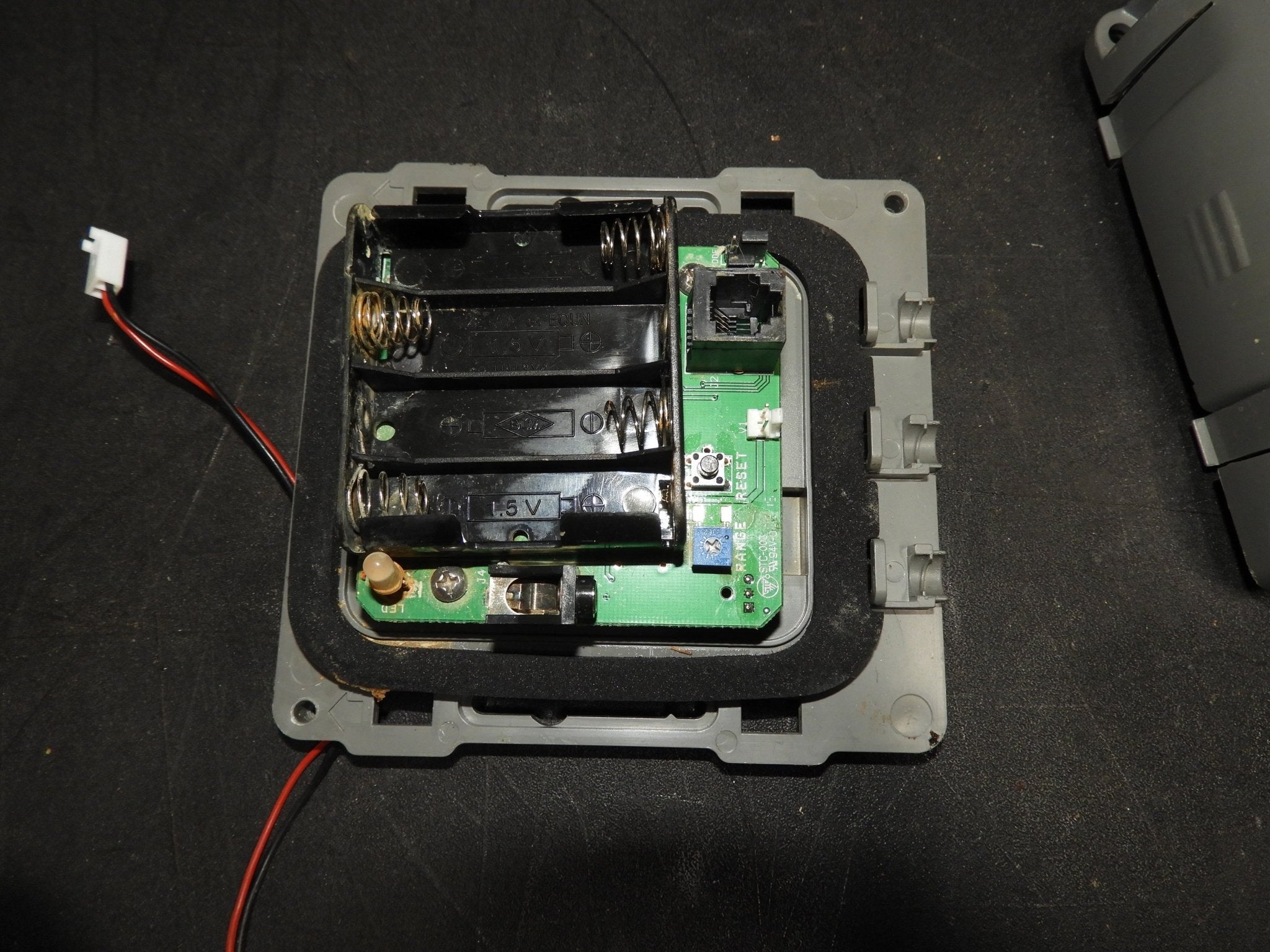 Used Advance Tabco 7 - PS - 51 Wall Mount Commercial Touchless Hand Sink w/ 14"L x 10"W x 5"D Bowl, Electronic Faucet - Falcon Restaurant Supply - 8