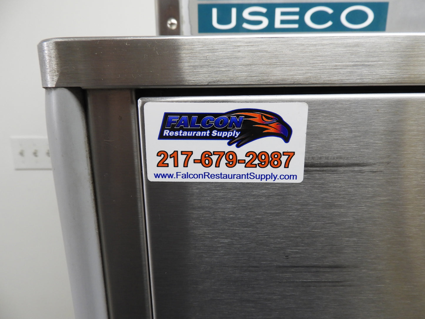 USECO Unitray 820 Heated and Cooled Food Holding Cabinet with Caster Wheels