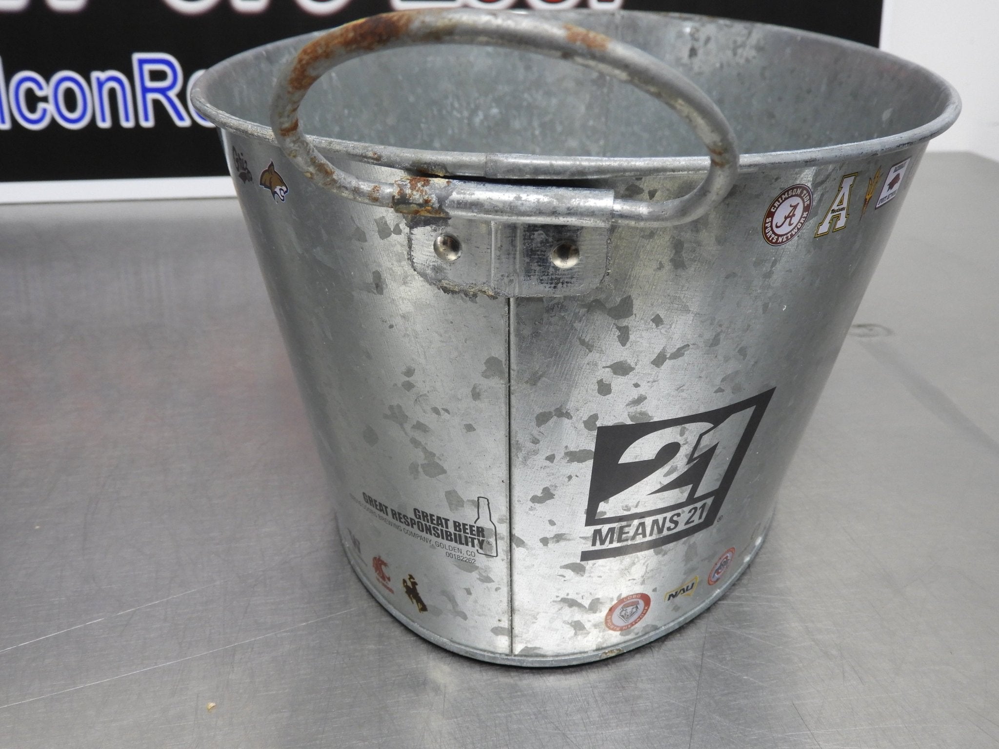 Used Coors Light Galvanized College Teams Oval Beer Bucket - Falcon Restaurant Supply - 6