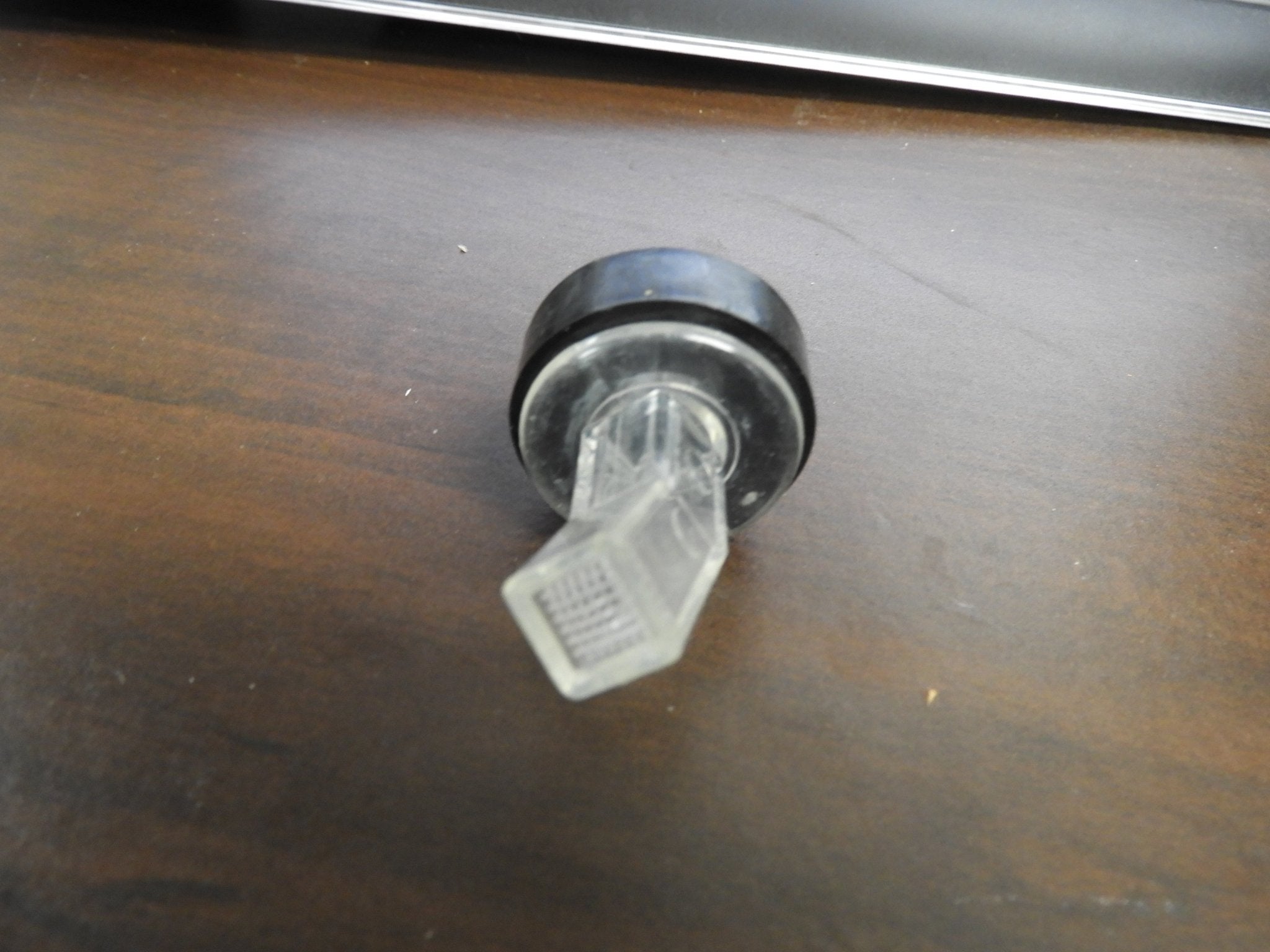 Used Plastic Spill Stopper/Bottle Pour Spout - Falcon Restaurant Supply - 4