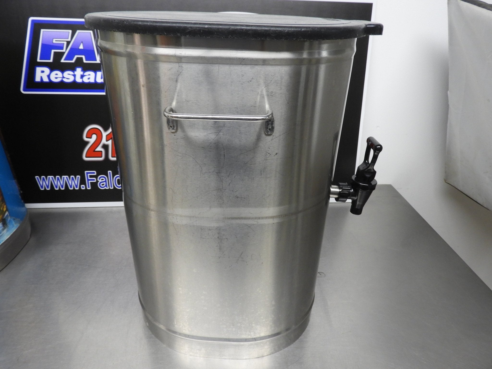Used Bunn 34100.0002 TDO-4 4 Gallon Iced Tea Dispenser