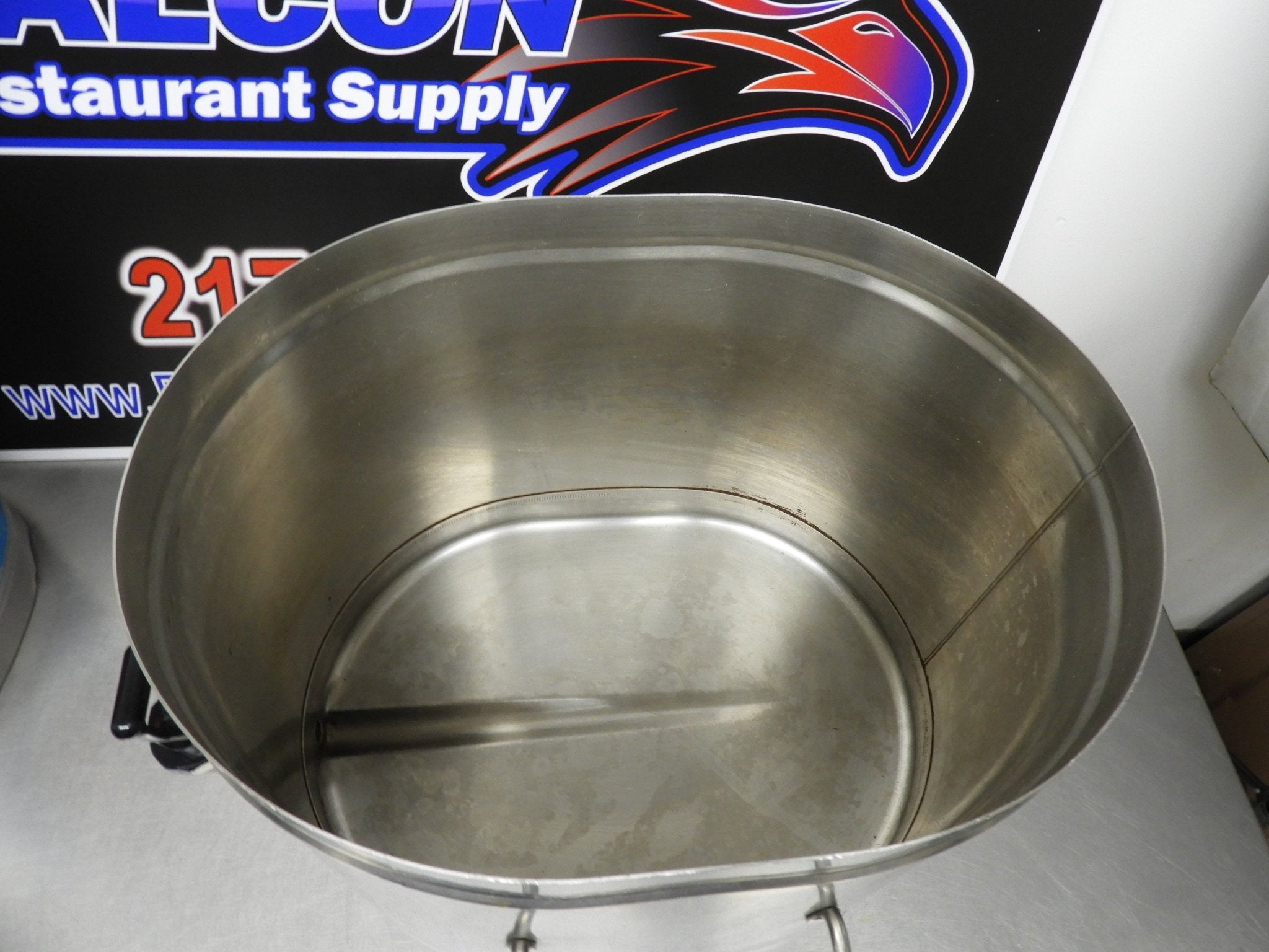 Used Bunn 34100.0002 TDO-4 4 Gallon Iced Tea Dispenser