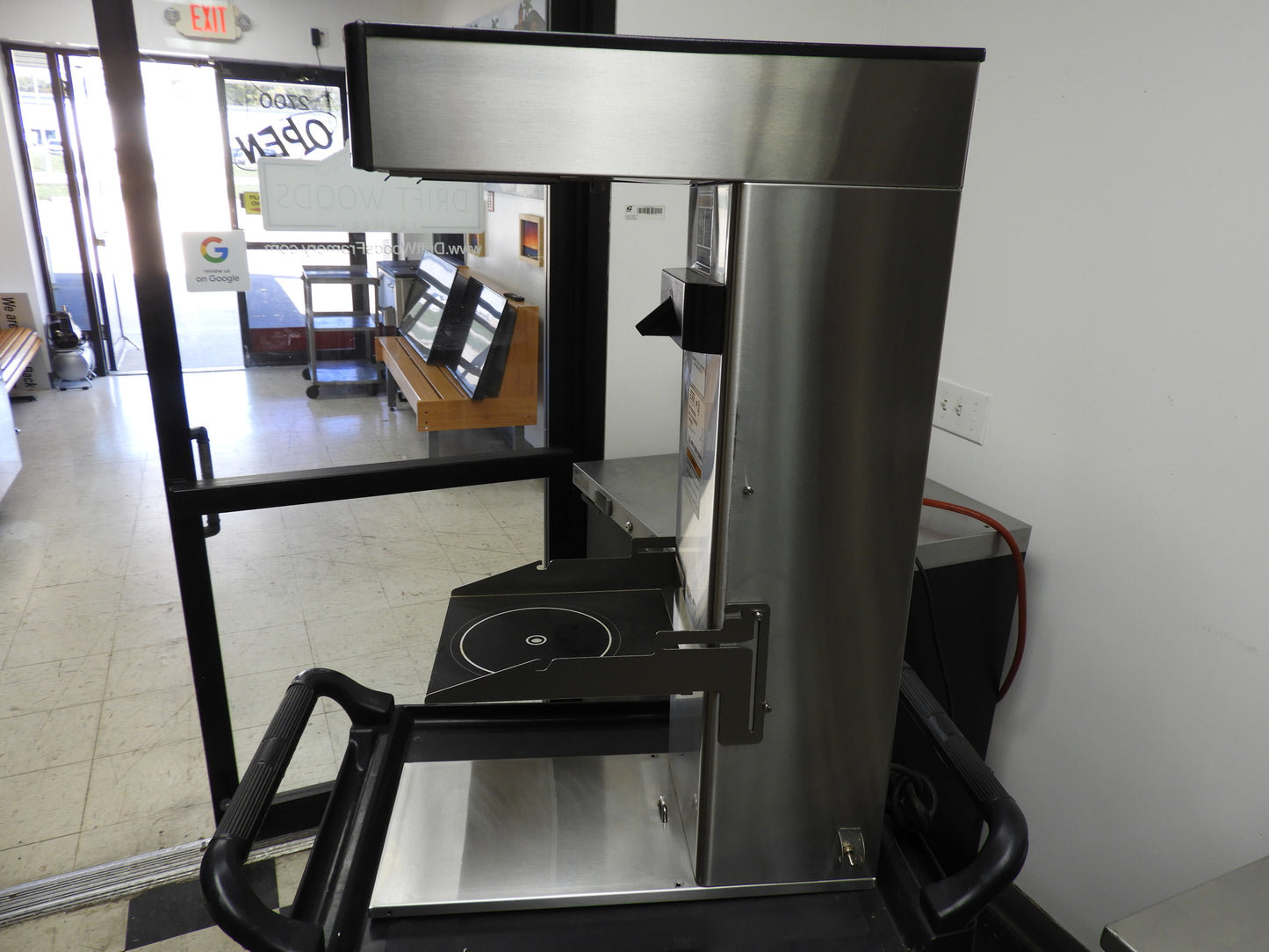 Used Bunn 35700.0034 Digital Tea Brewer 29 With Tray