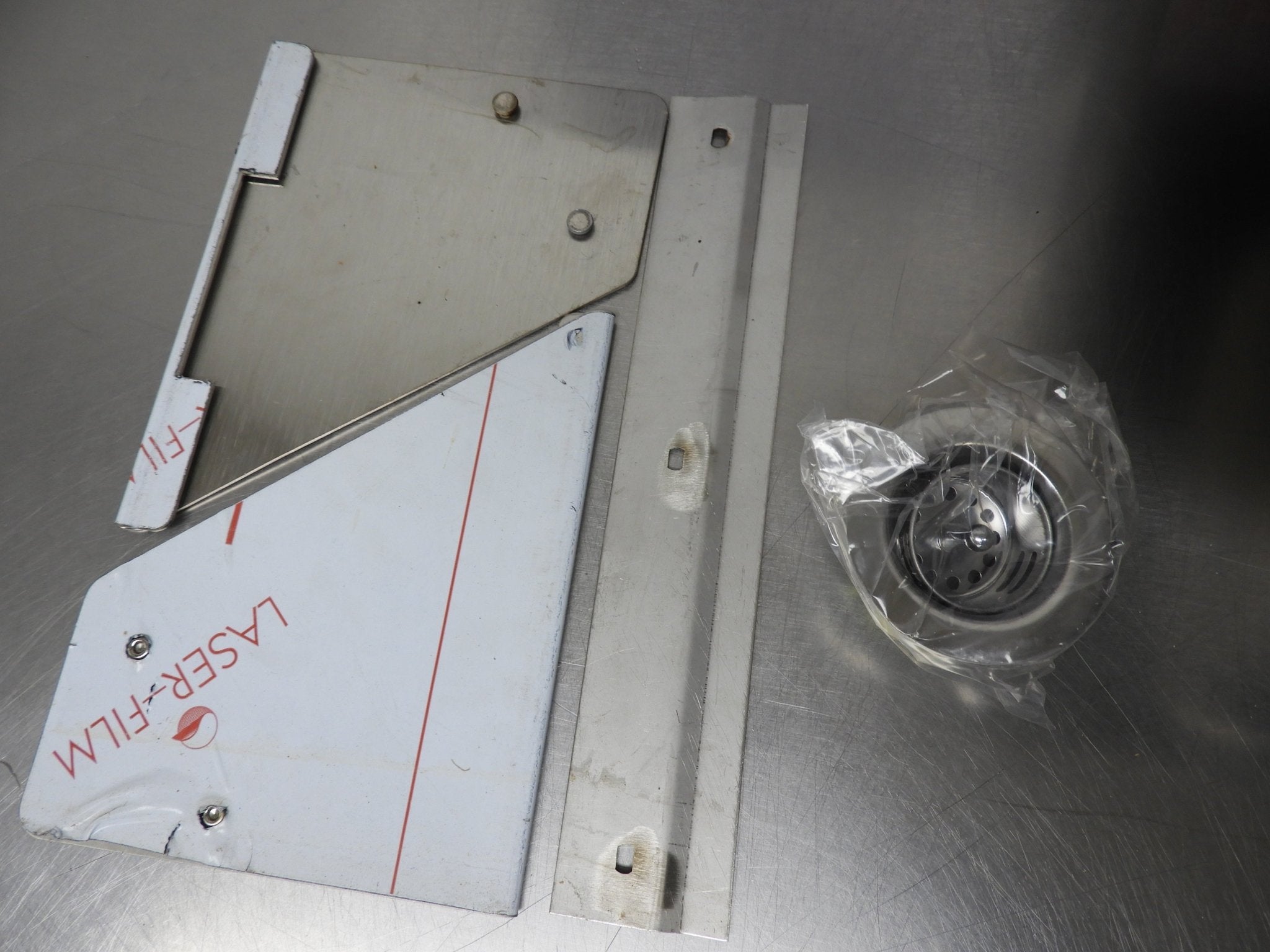 New BK Resources BKHS - W - SS - 1 - P - G Hand Sink Wall Mount with Touchless Sensor Faucet - Falcon Restaurant Supply - 3