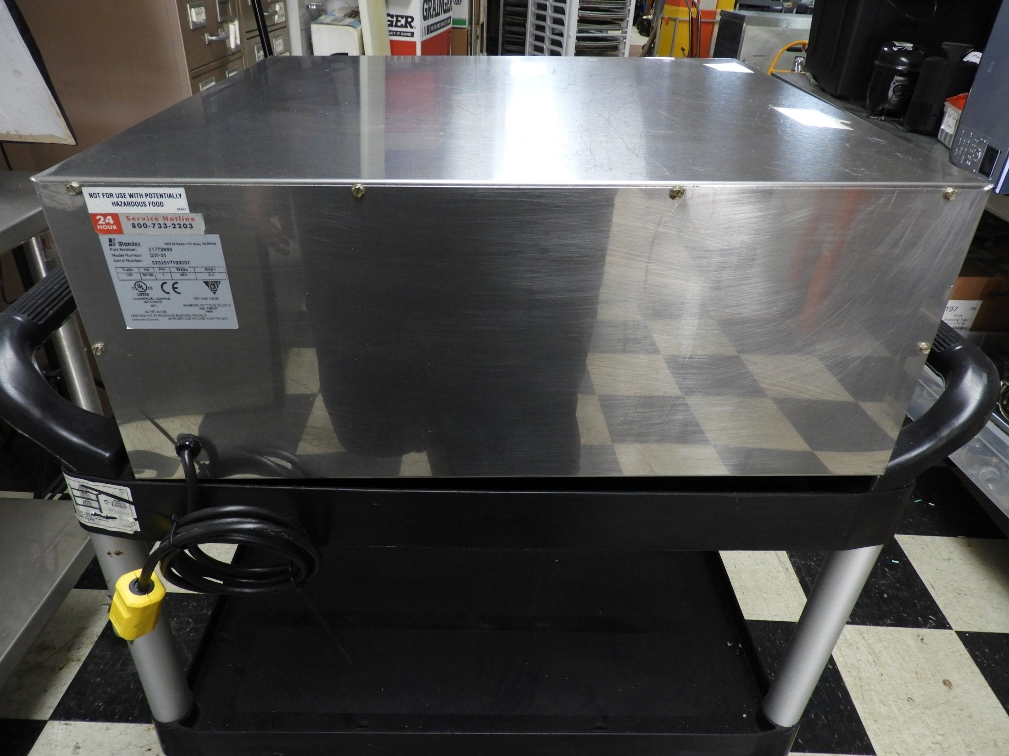 Used APW BW - 31 Humidified Hot Dog Bun Warmer with (72) Bun Capacity, 120v - Falcon Restaurant Supply - 7