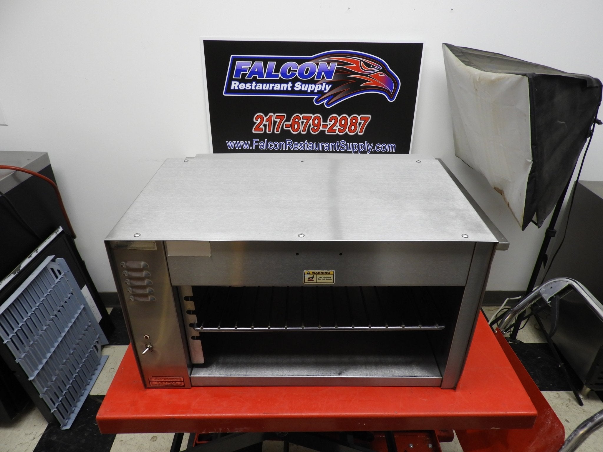 Used APW Wyott CMC - 24 Countertop Electric Cheese Melter Toaster 208V - Falcon Restaurant Supply - 1
