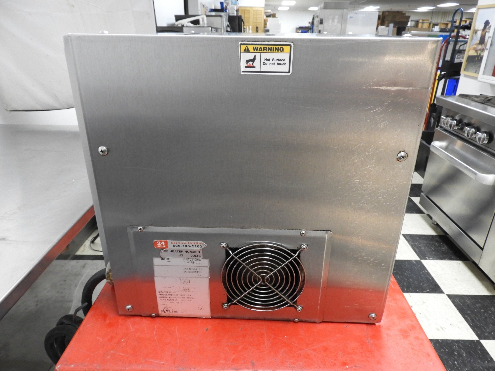 Used APW Wyott CMC - 24 Countertop Electric Cheese Melter Toaster 208V - Falcon Restaurant Supply - 4