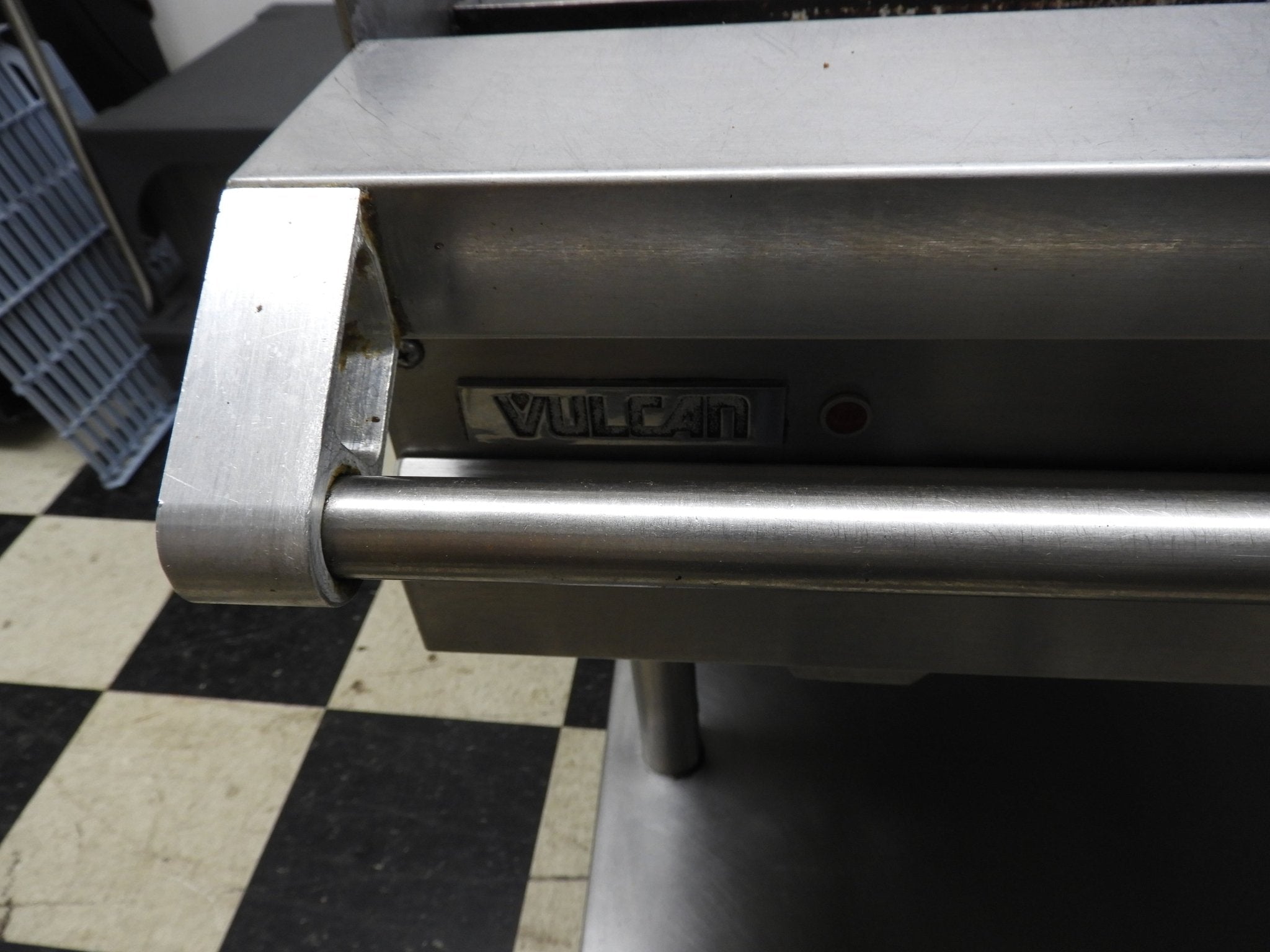Used Vulcan 48RRG Heavy Duty Natural Gas Flat Top Griddle 3/4 Plate - Falcon Restaurant Supply - 3