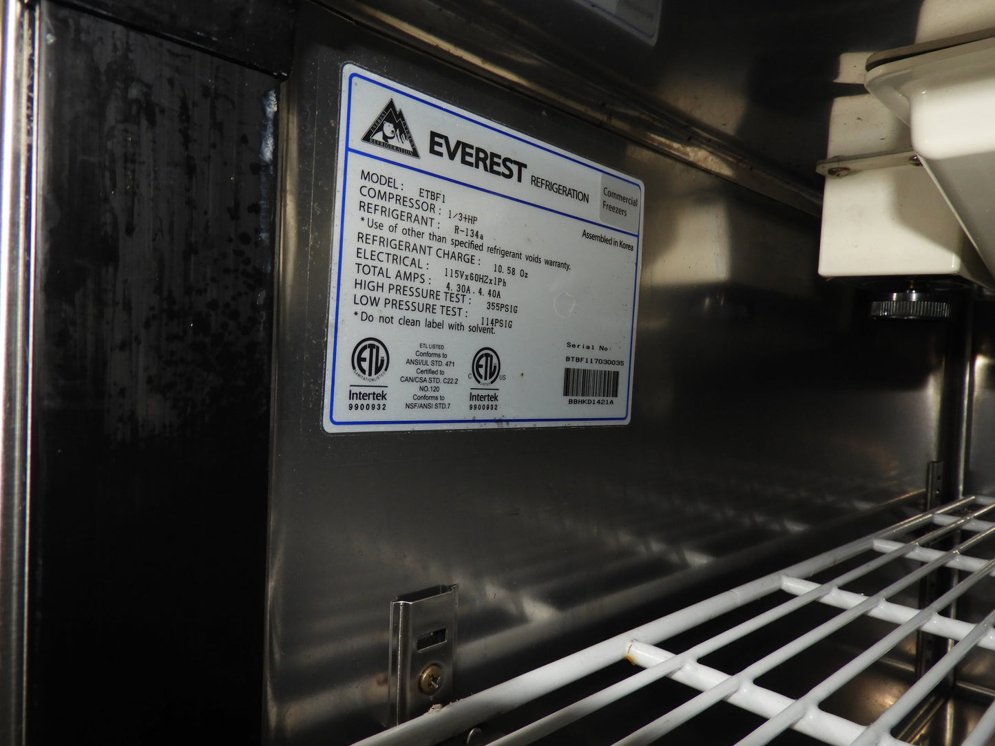 Used Everest ETBF1 27-3/4″ One Section Back Mount Under Counter Freezer